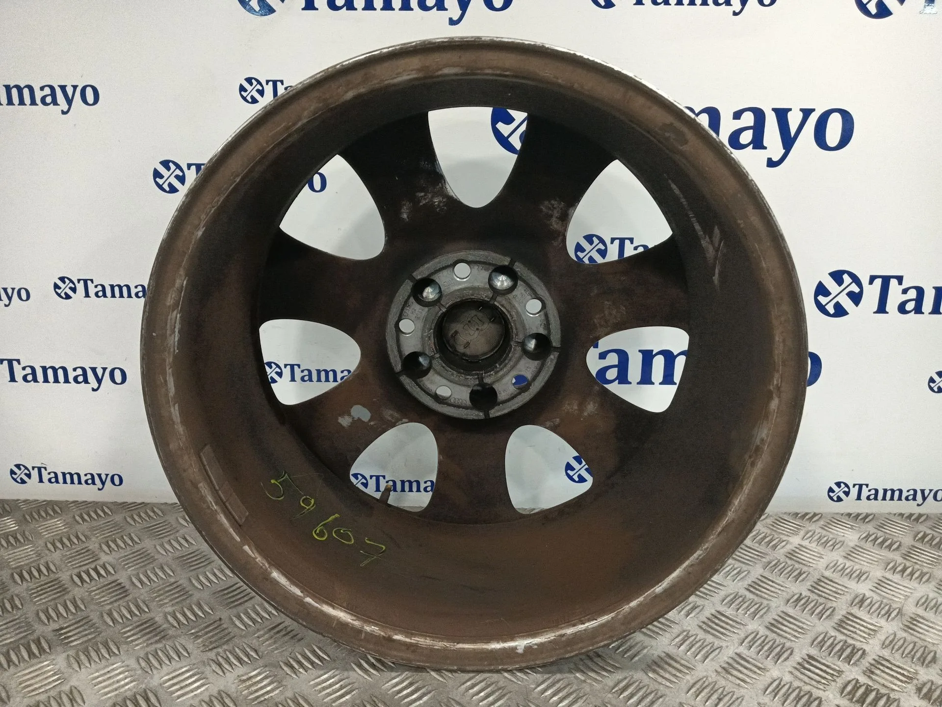 Llanta para Audi Q7 (4Lb)