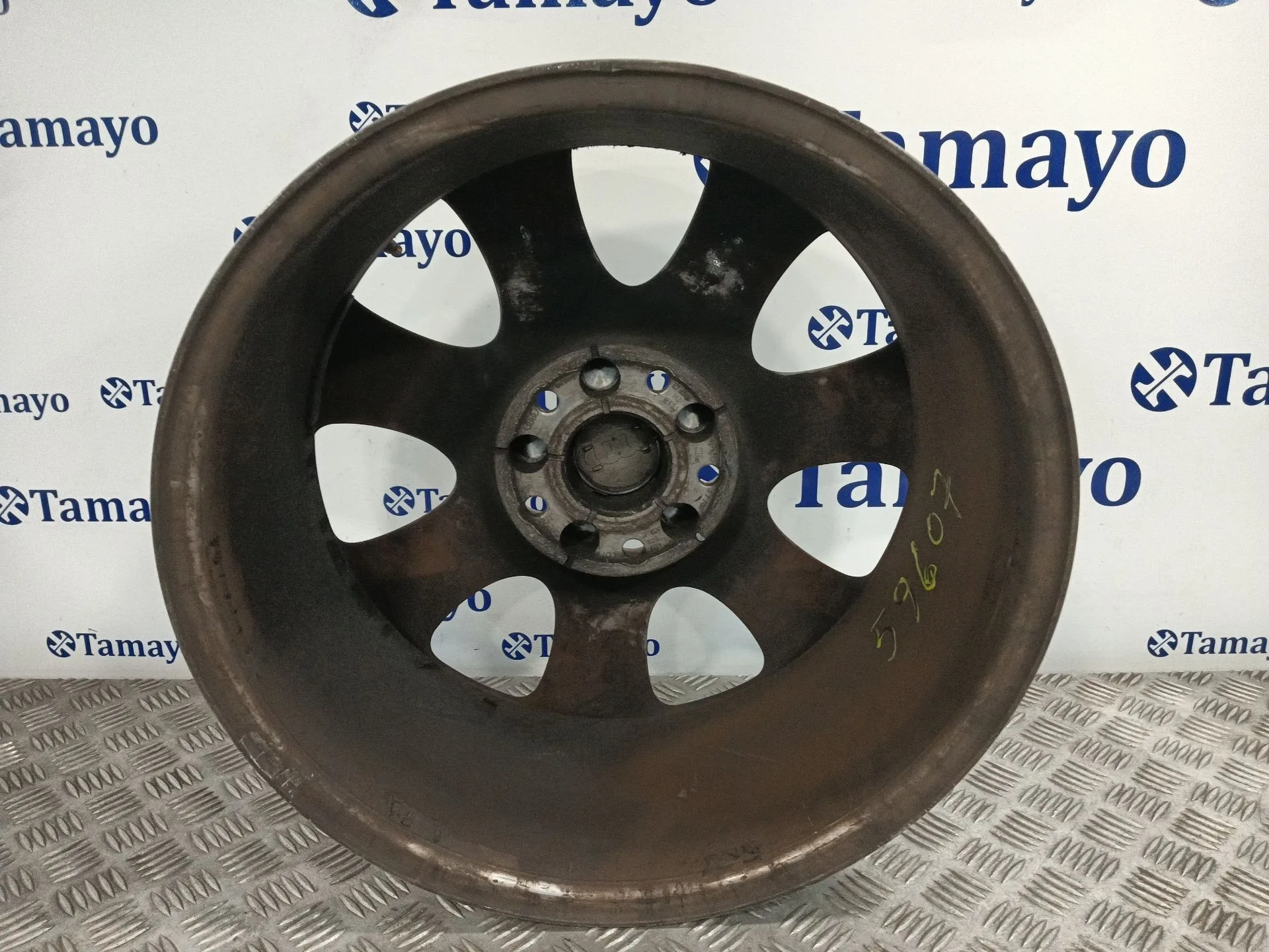 Llanta para Audi Q7 (4Lb)