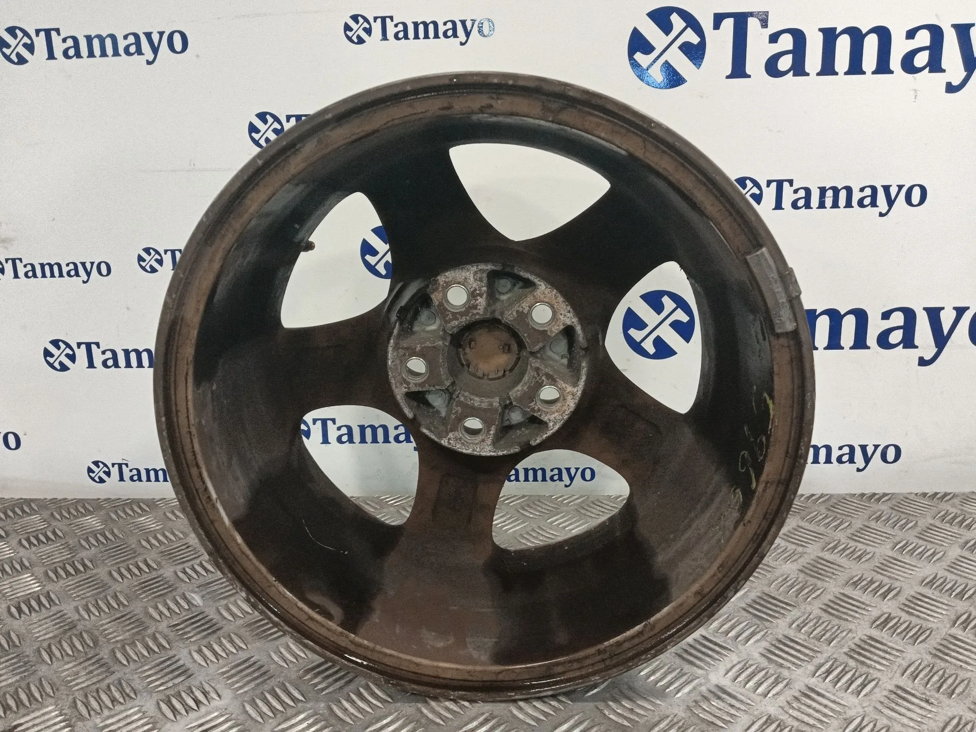 Llanta para Nissan Almera Tino (V10)
