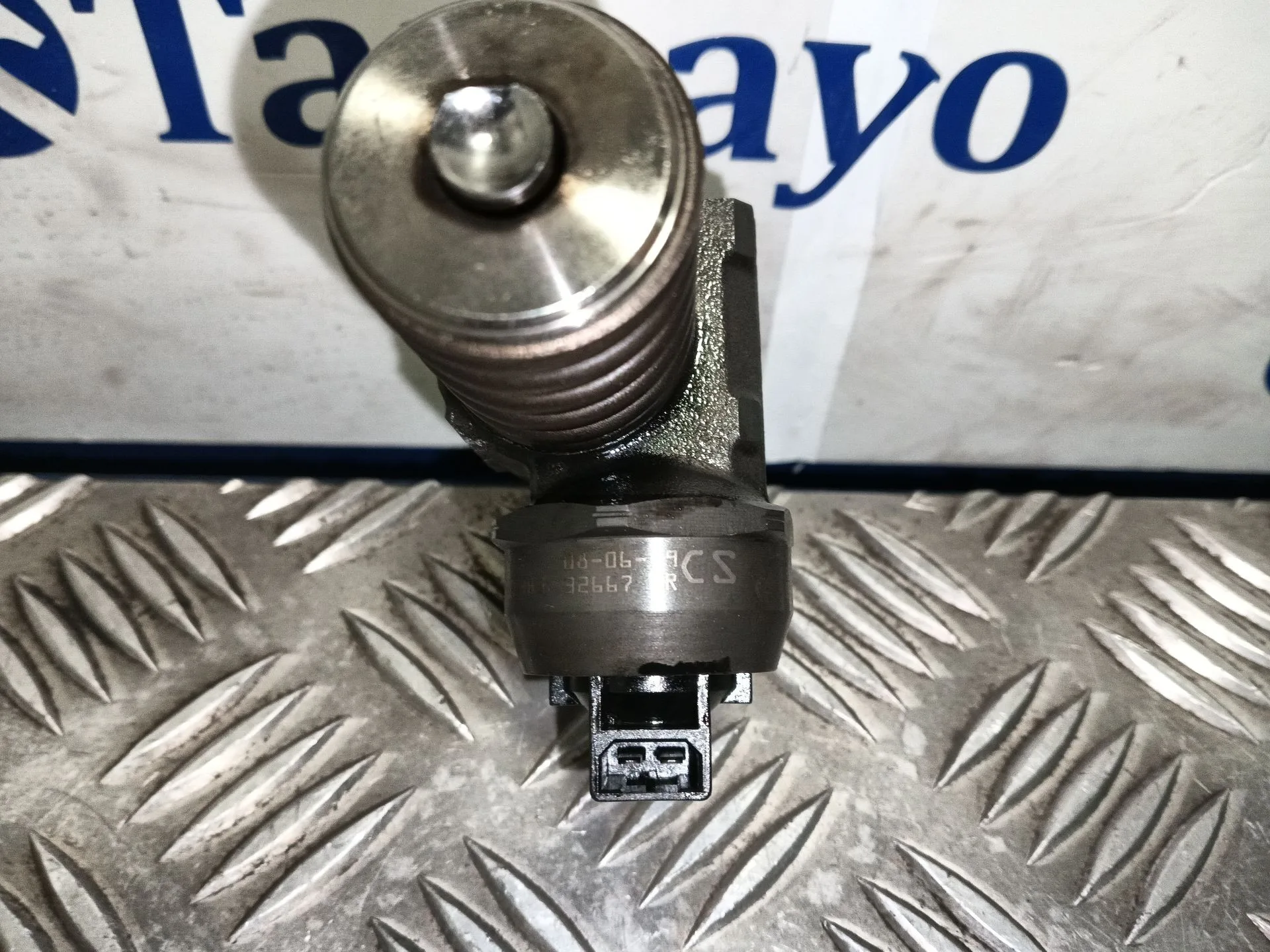 Inyector para Audi A3 (8P1)