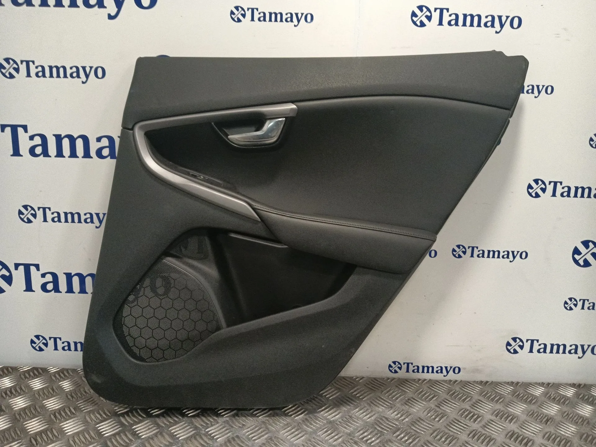 Guarnecido Puerta Trasera Derecha para Volvo V40 Hatchback (525)