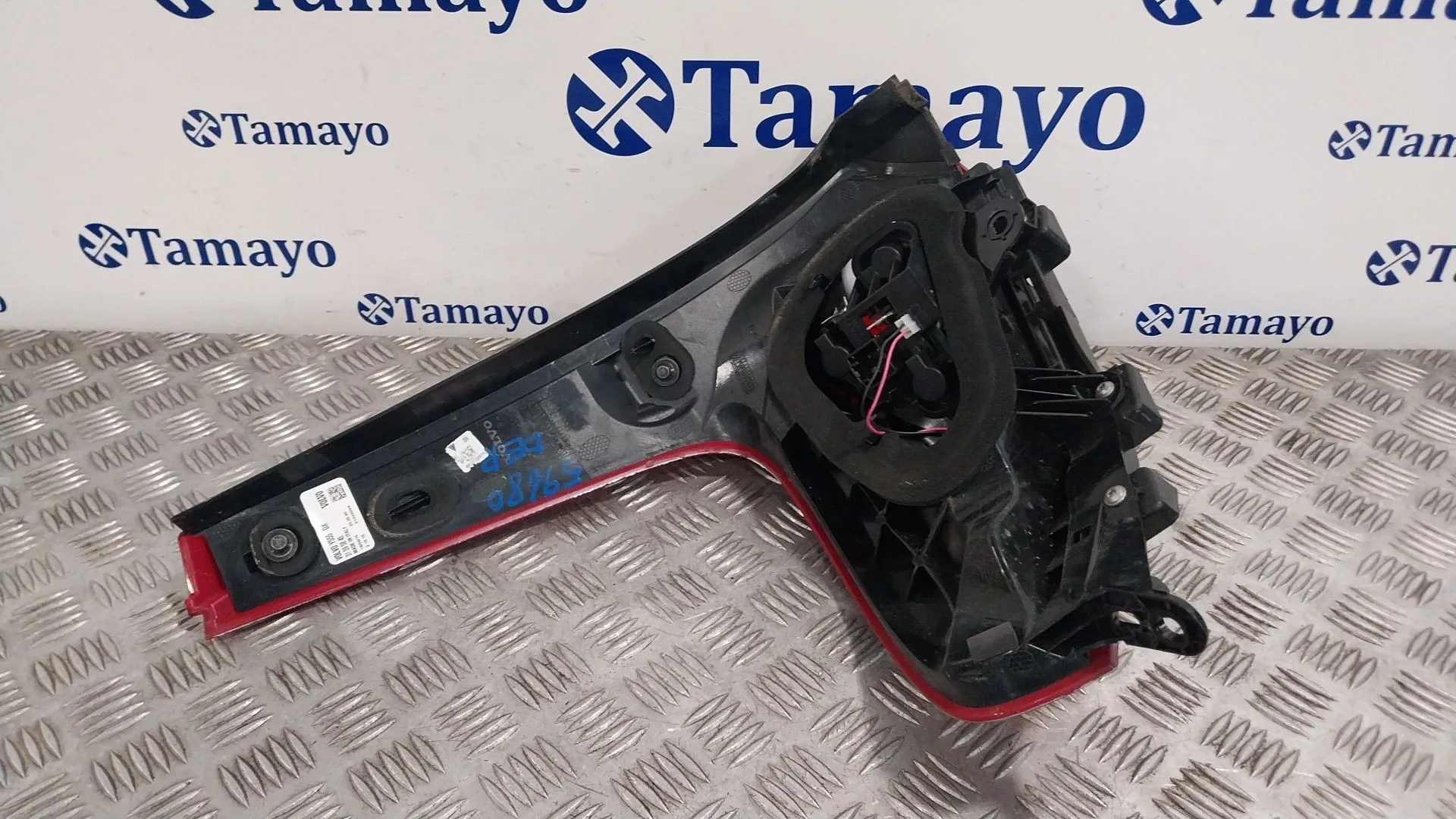 Piloto Trasero Derecho para Volvo V40 Hatchback (525)