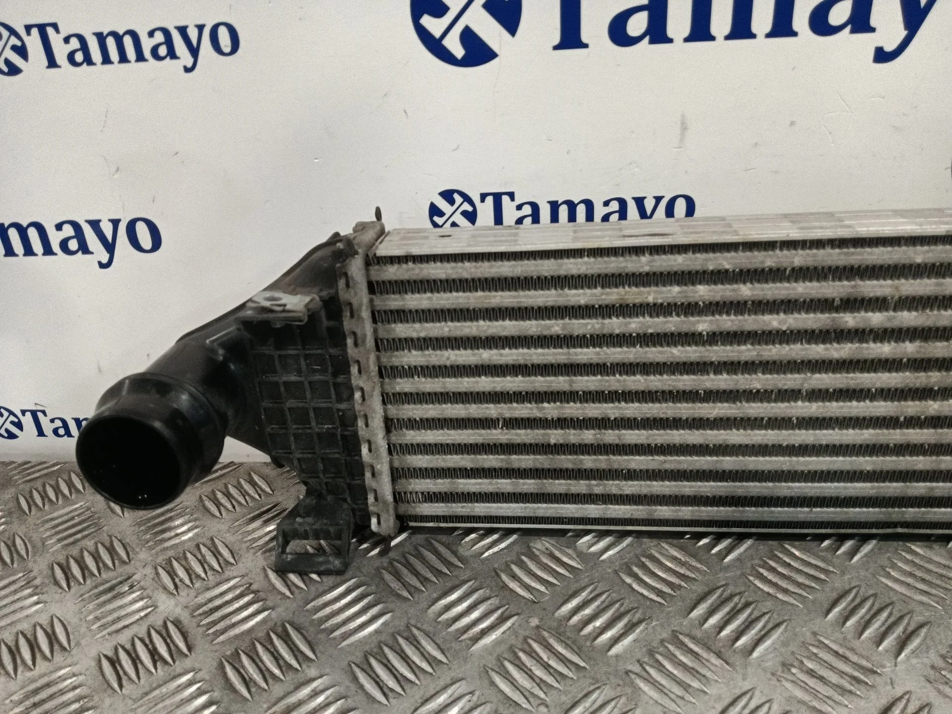 Intercooler para Volvo V40 Hatchback (525)