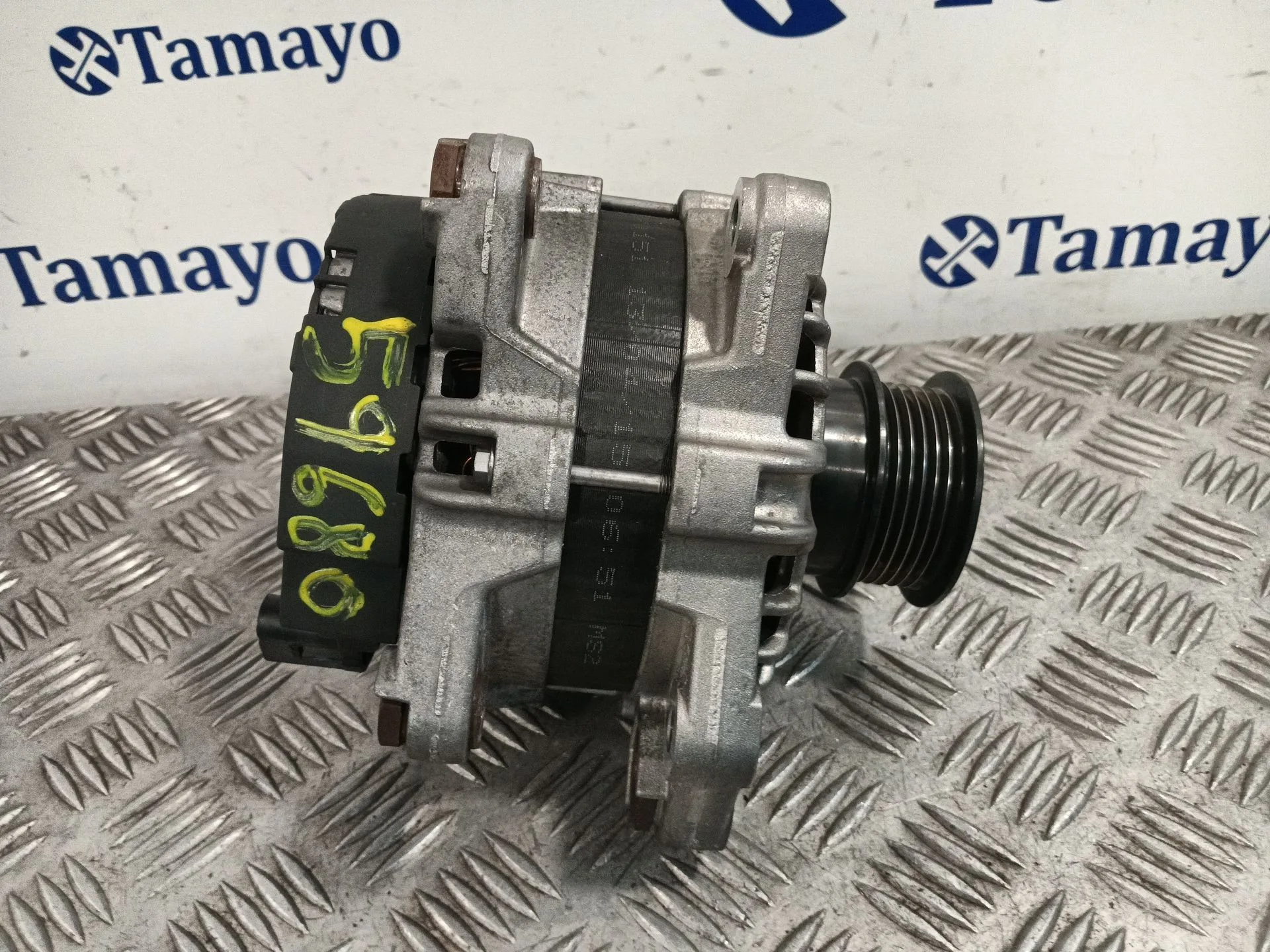 Alternador para Volvo V40 Hatchback (525)