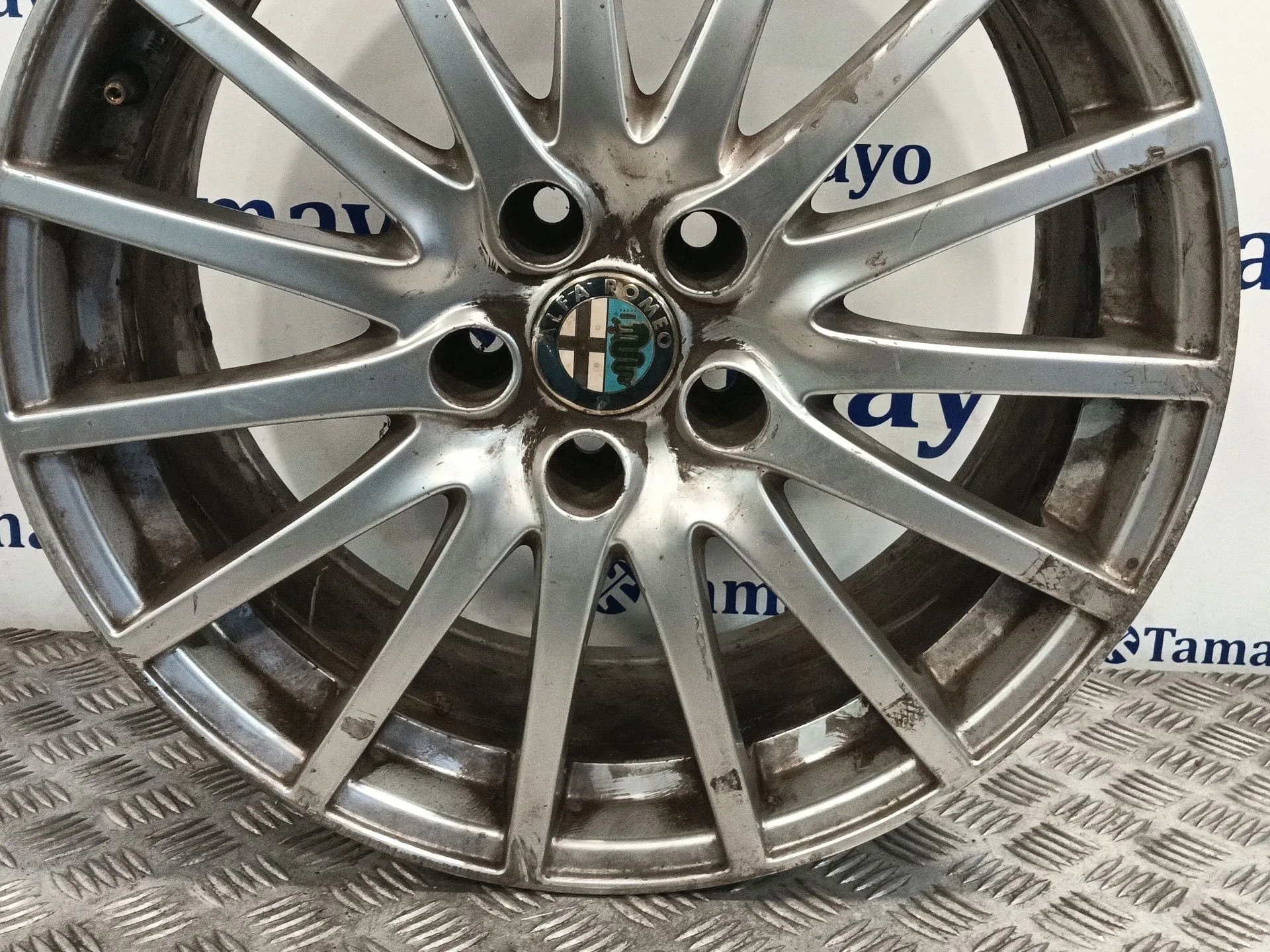 Llanta para Alfa Romeo 159 (140)