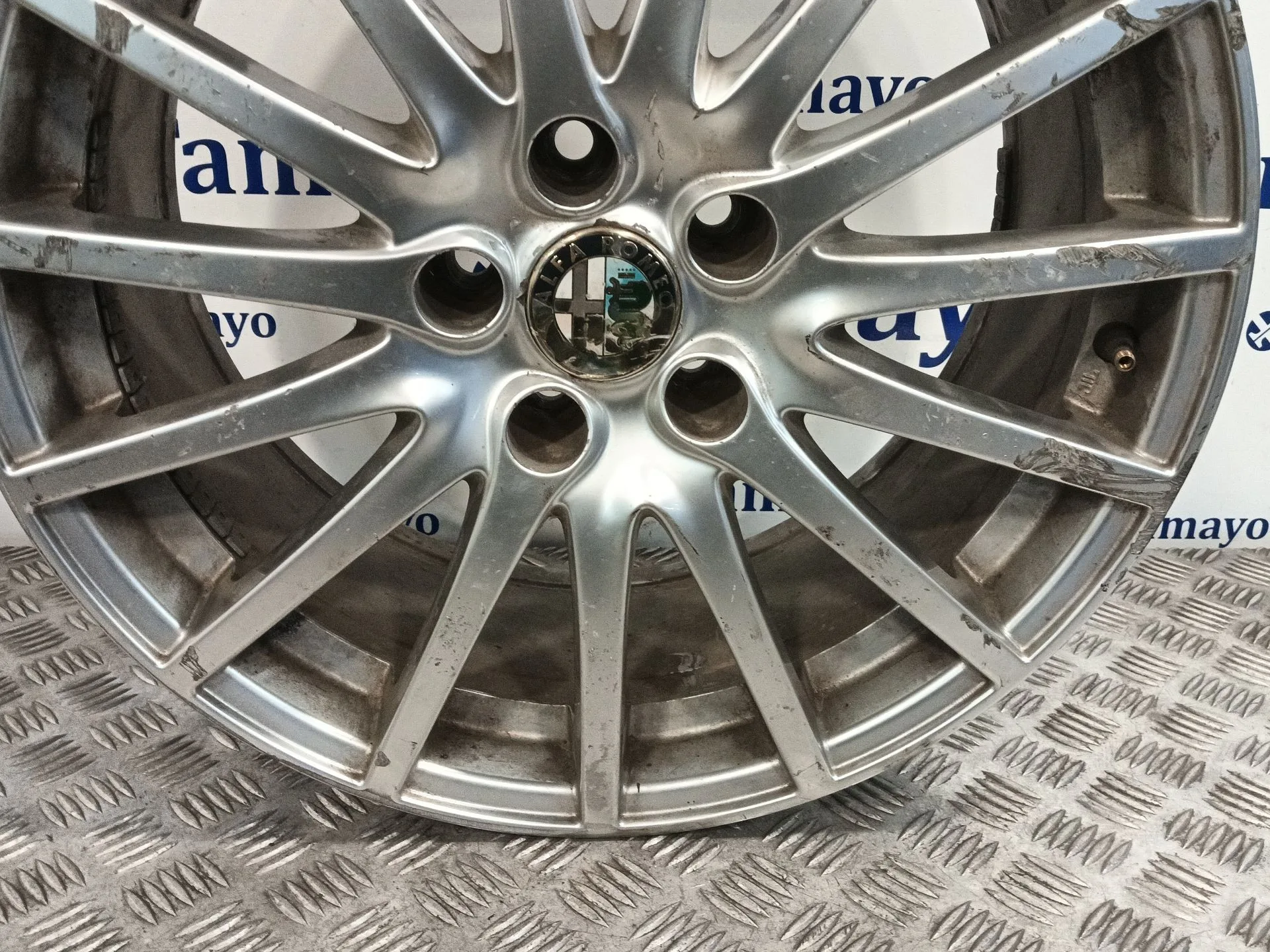 Llanta para Alfa Romeo 159 (140)