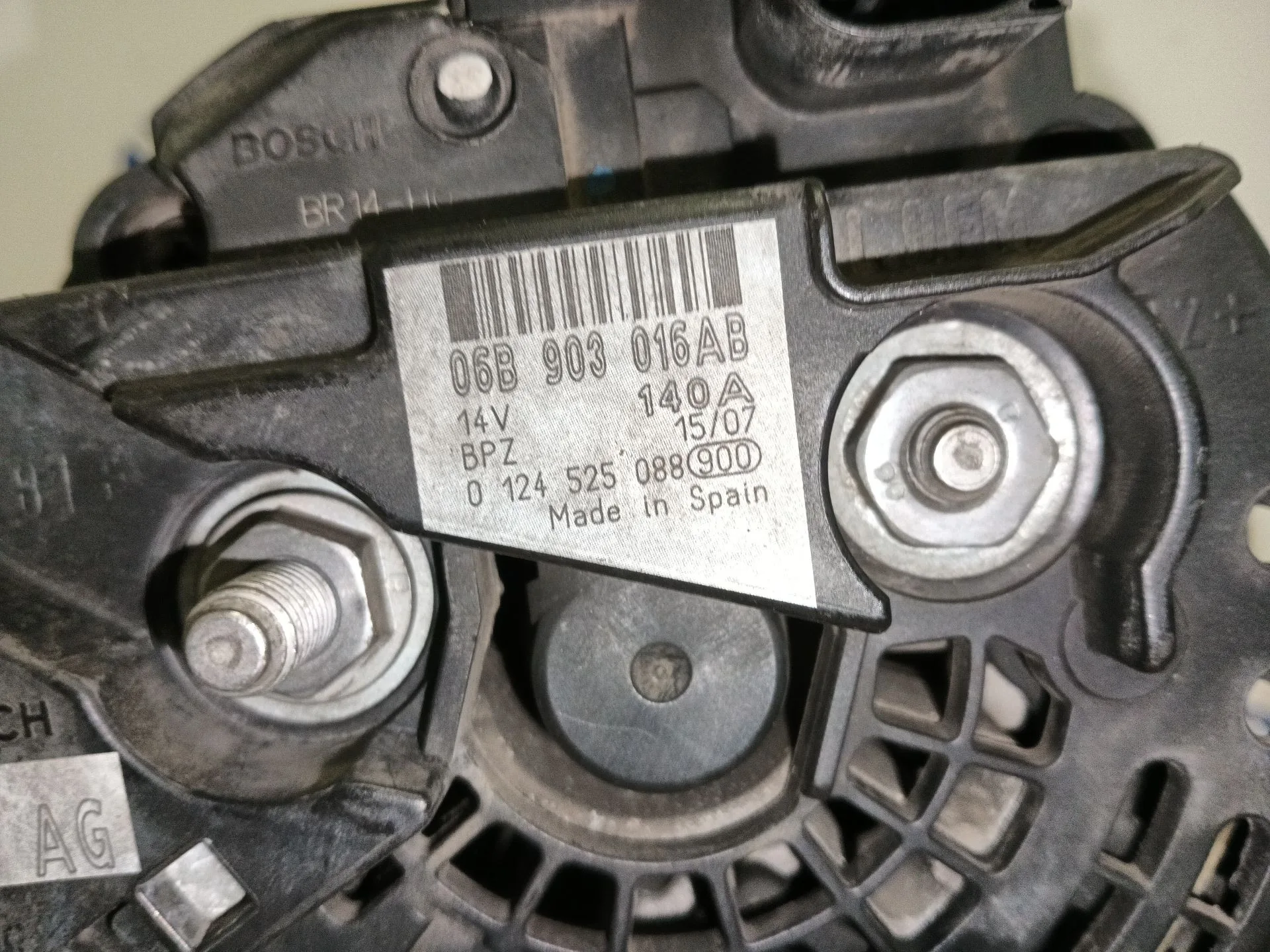 Alternador para Audi A3 (8P1)