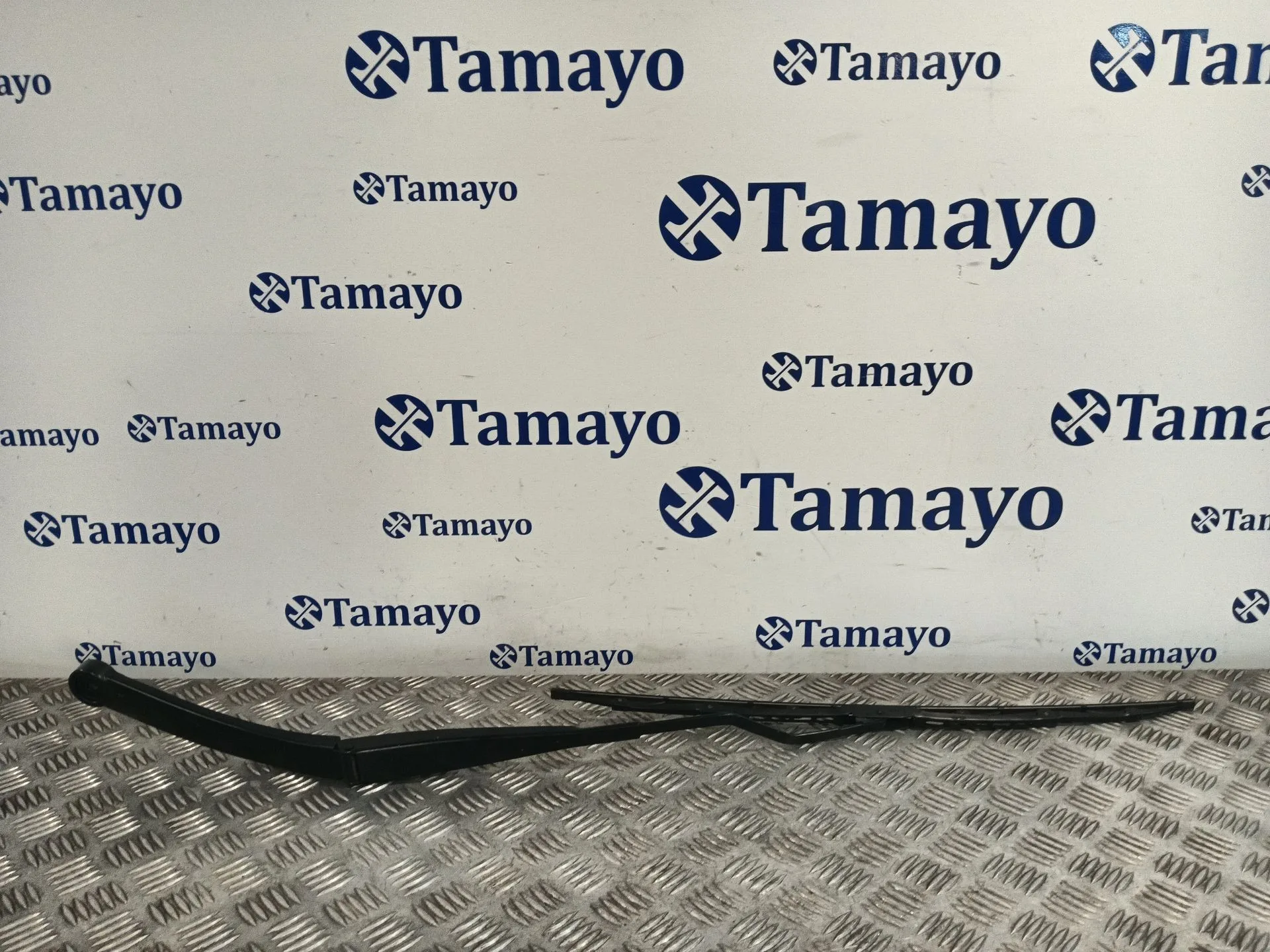 Brazo Limpia Delantero Derecho para Hyundai H350 Furgoneta