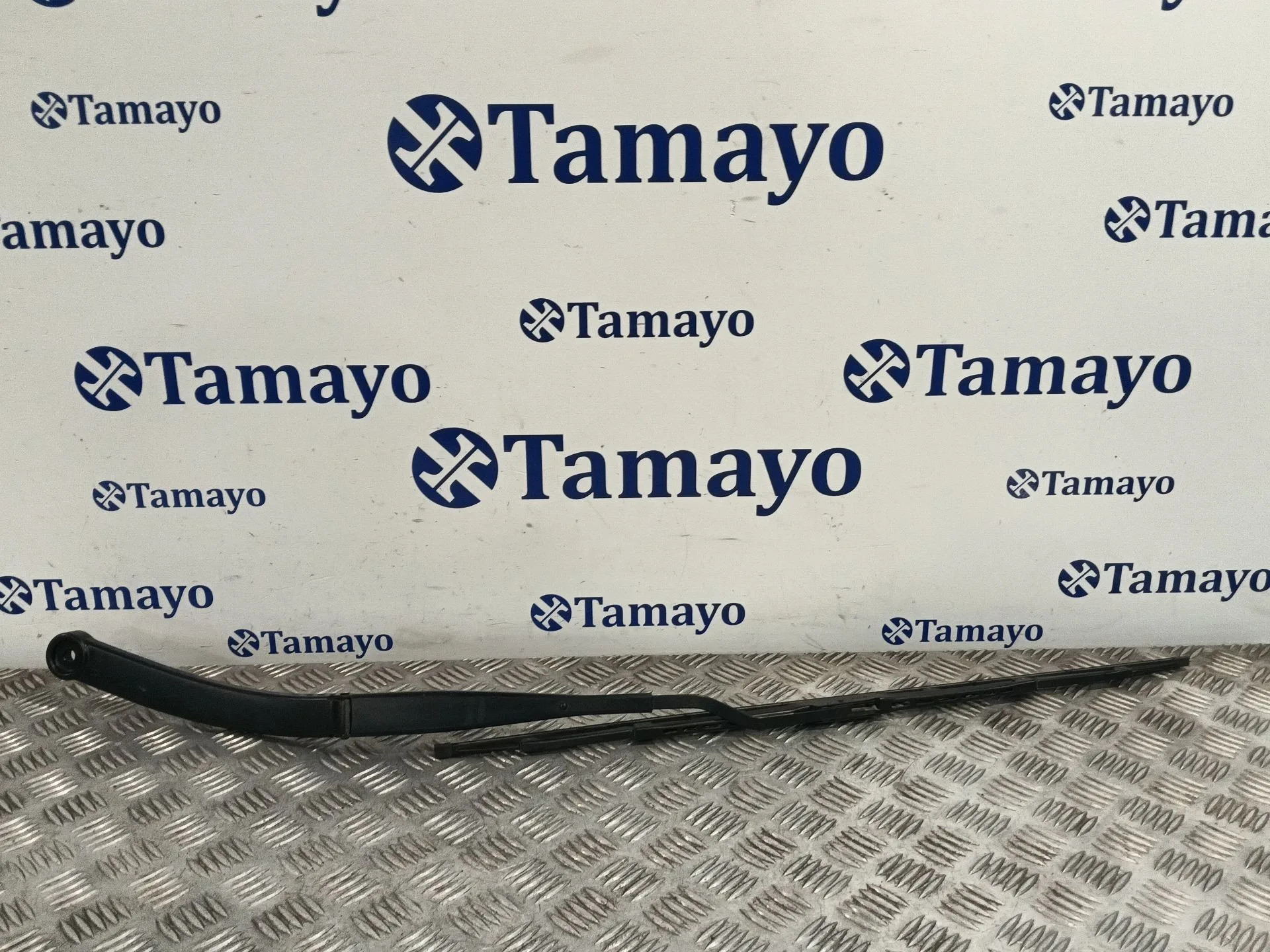 Brazo Limpia Delantero Izquierdo para Hyundai H350 Furgoneta