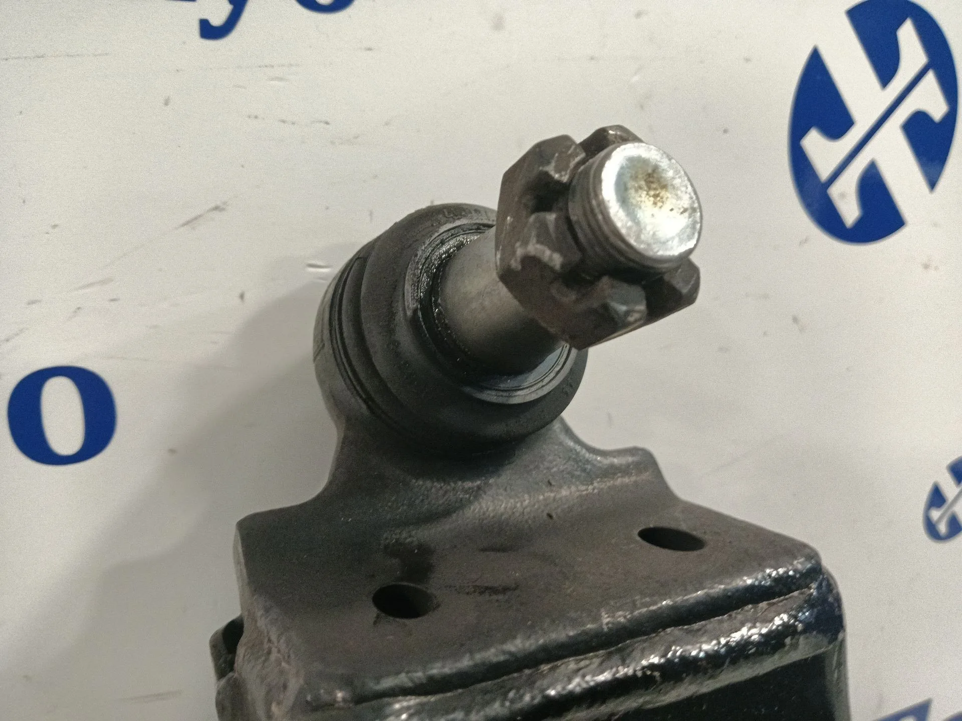 Brazo Suspension Inferior Delantero Derecho para Hyundai H350 Furgoneta