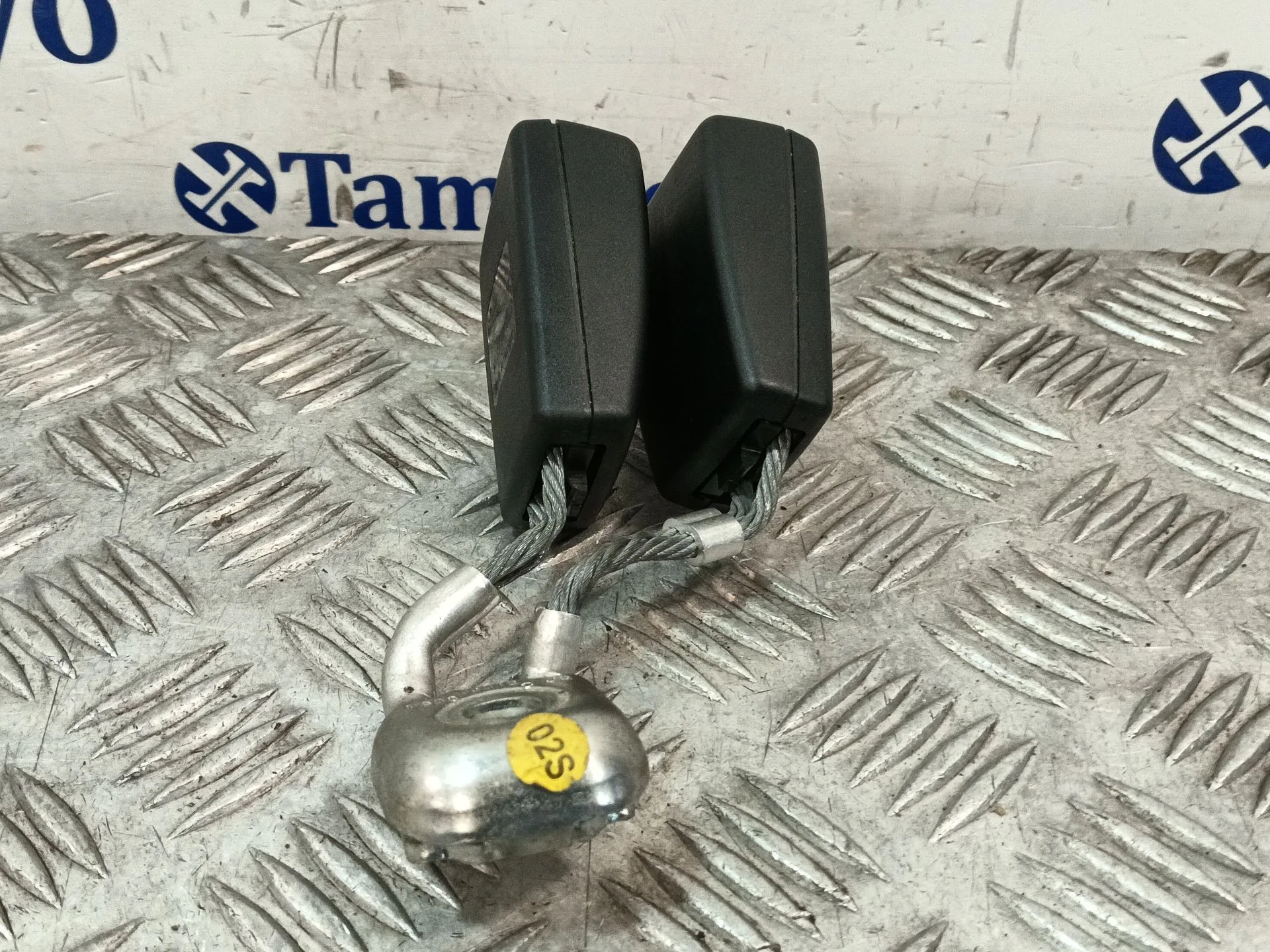 Enganche Cinturon Trasero Central para Volkswagen Golf Vi (5K1)