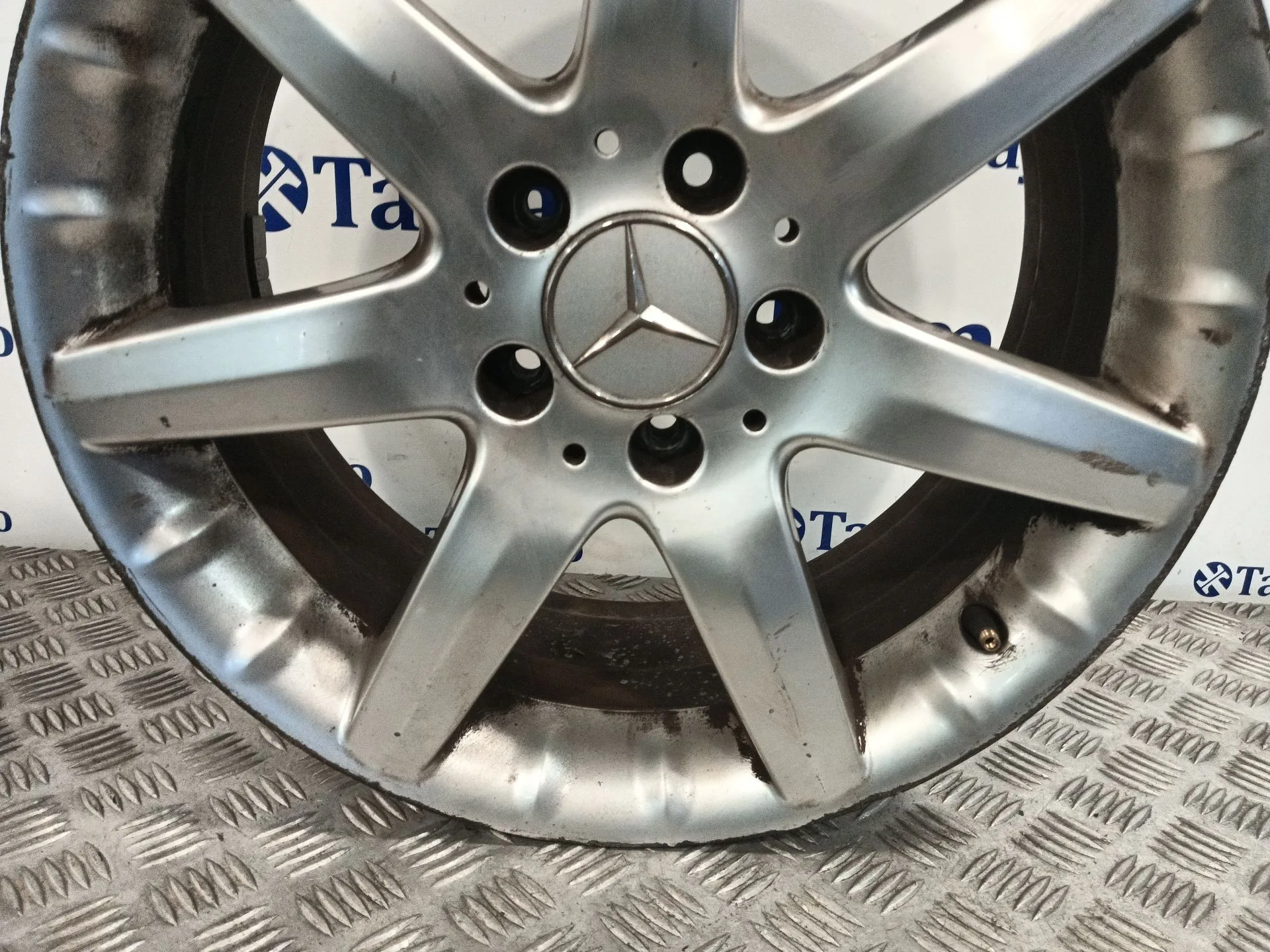 Llanta para Mercedes-Benz Clase C Coupe (Cl203)
