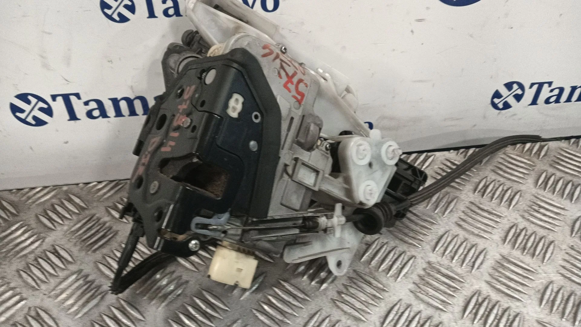 Cerradura Puerta Delantera Izquierda para Volkswagen Passat Variant (3C5)