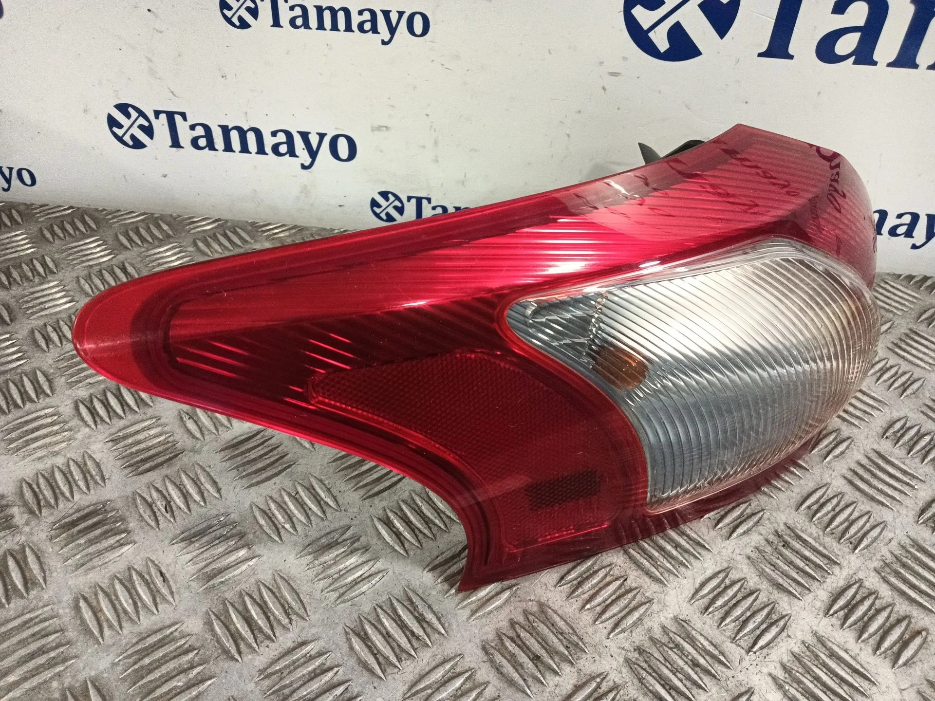 Piloto Trasero Izquierdo para Mitsubishi Lancer Viii (Cy_A, Cz_A)