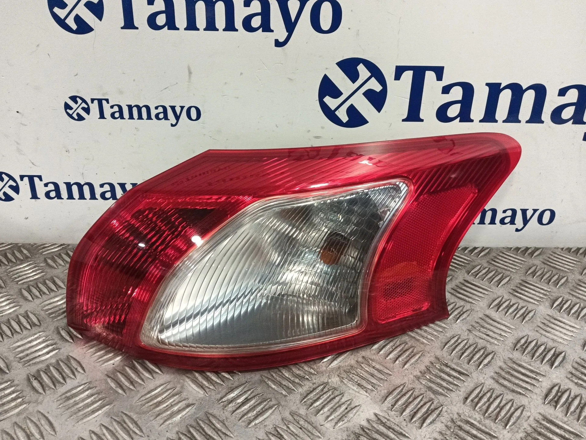 Piloto Trasero Derecho para Mitsubishi Lancer Viii (Cy_A, Cz_A)