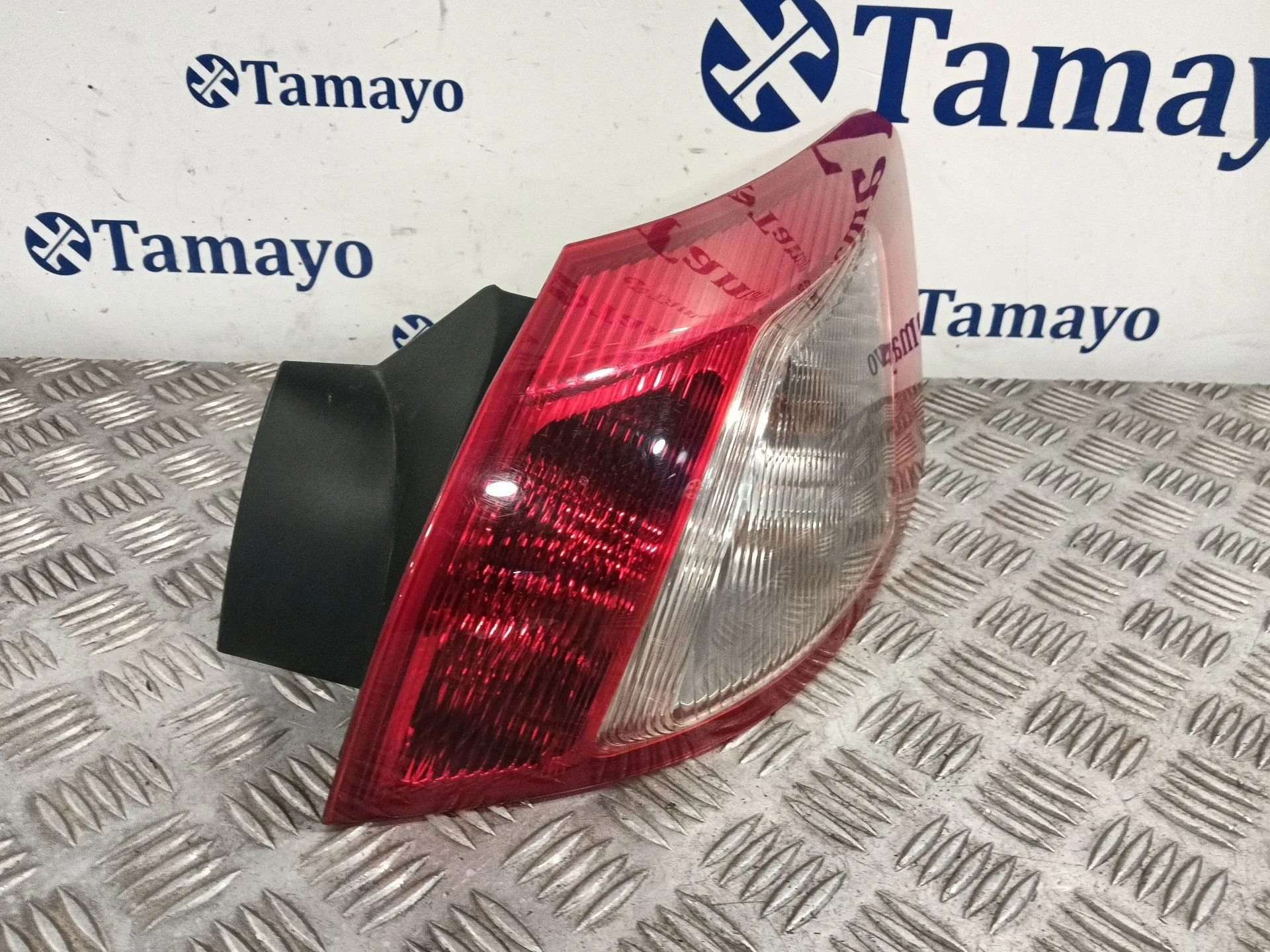 Piloto Trasero Derecho para Mitsubishi Lancer Viii (Cy_A, Cz_A)