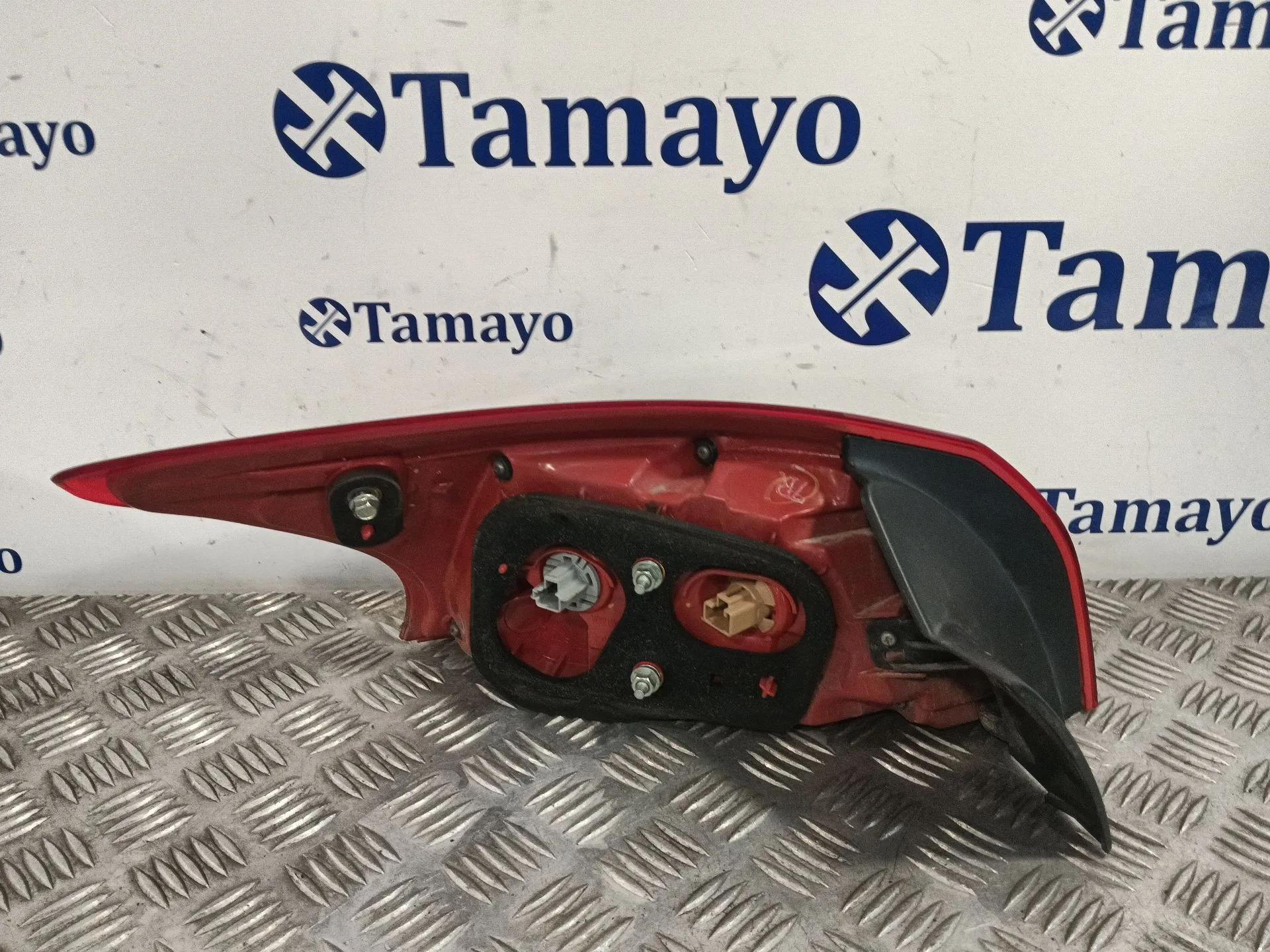 Piloto Trasero Derecho para Mitsubishi Lancer Viii (Cy_A, Cz_A)