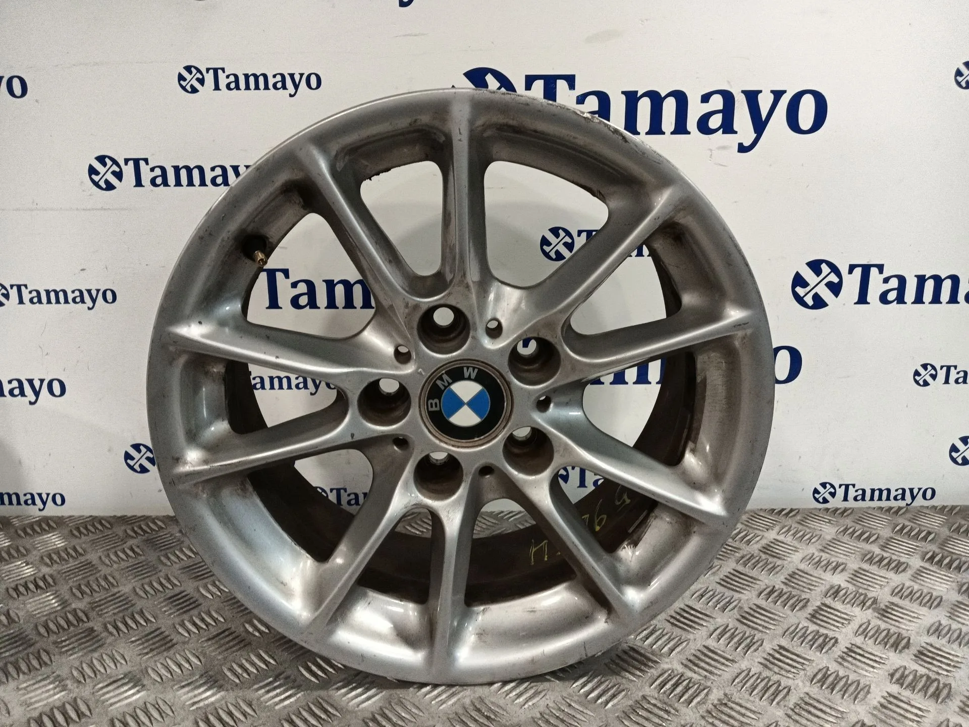 Llanta para Bmw 5 (E39)