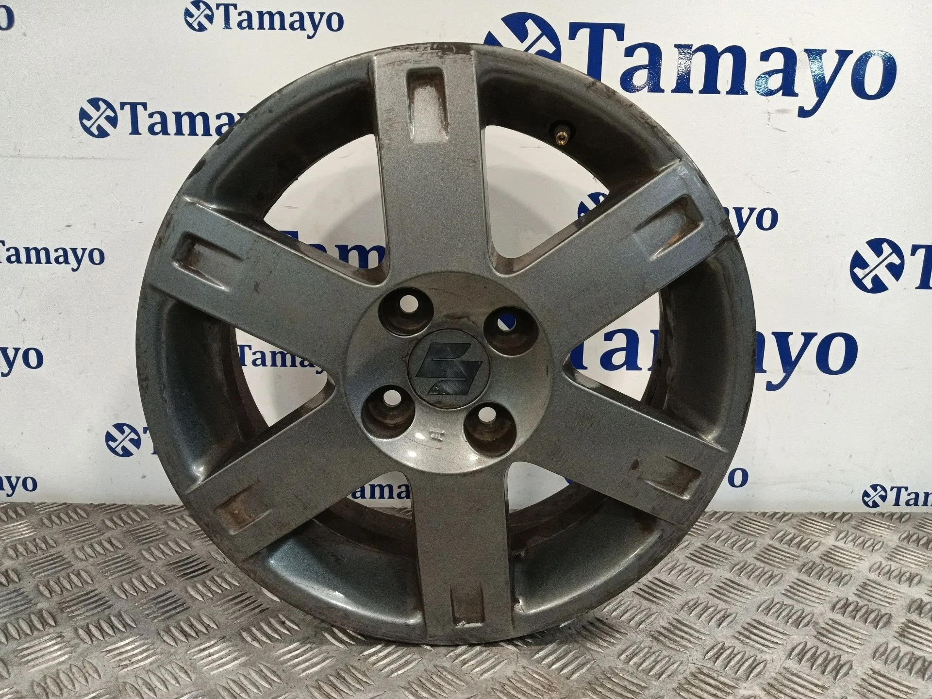 Llanta para Suzuki Swift Berlina (Mz)