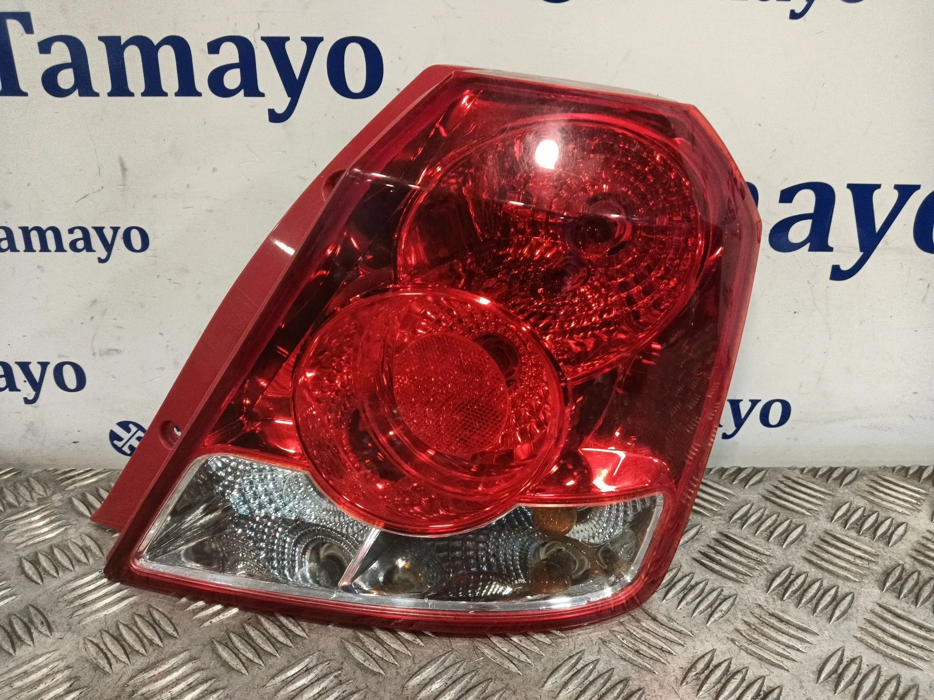 Piloto Trasero Derecho para Chevrolet Kalos
