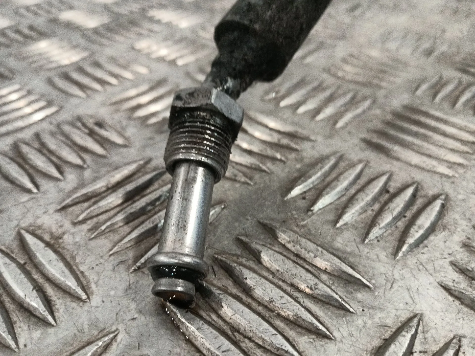 Tubo para Mercedes-Benz Vito / Mixto Furgoneta (W639)