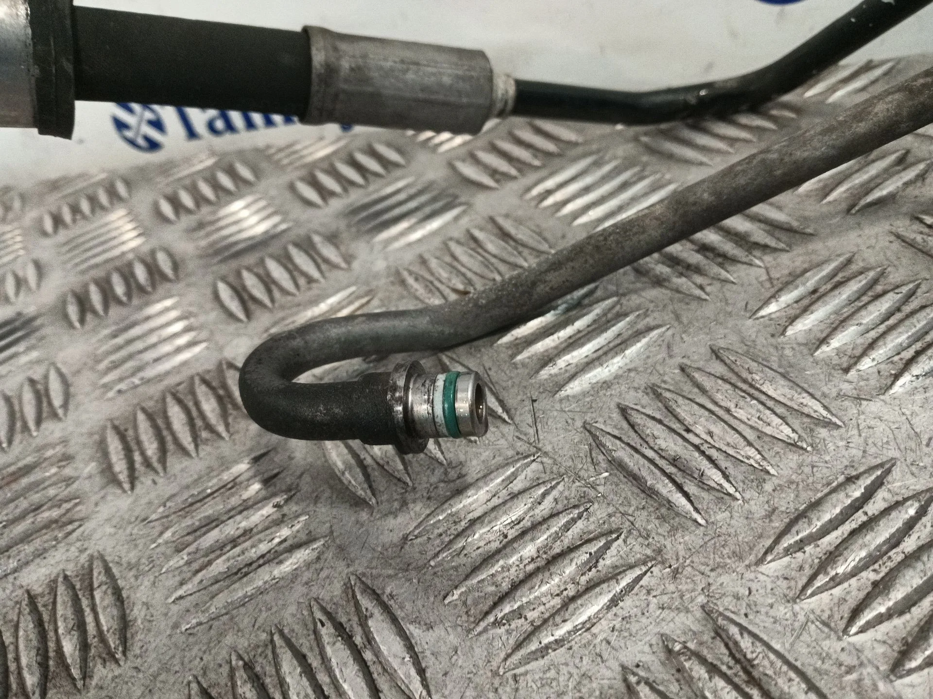 Tubo para Mercedes-Benz Vito / Mixto Furgoneta (W639)