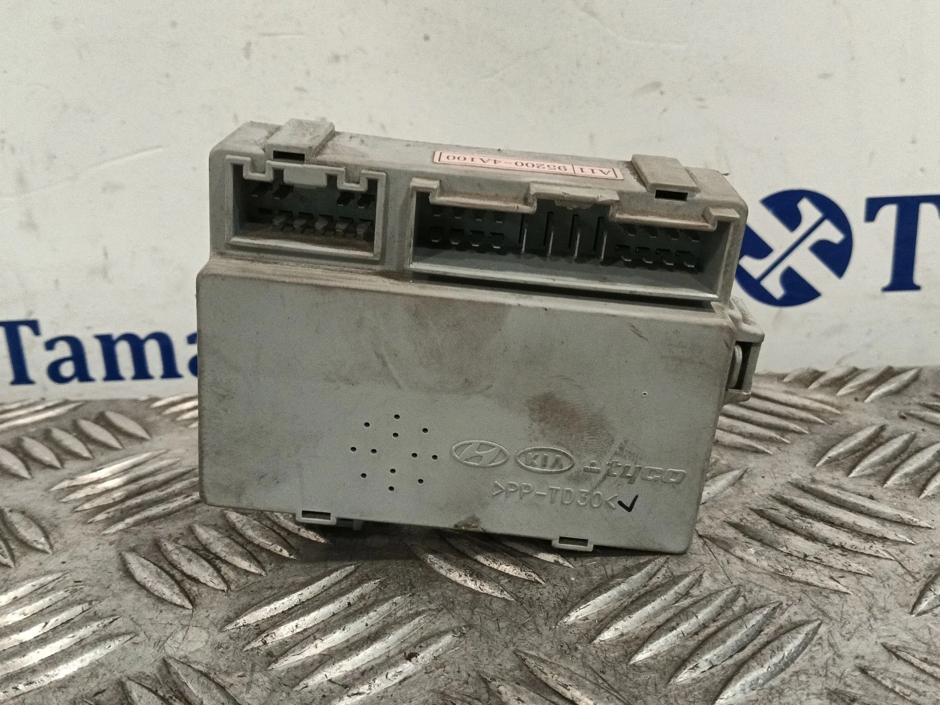 Modulo Electronico para Hyundai H-1 / Starex Autobus (A1)