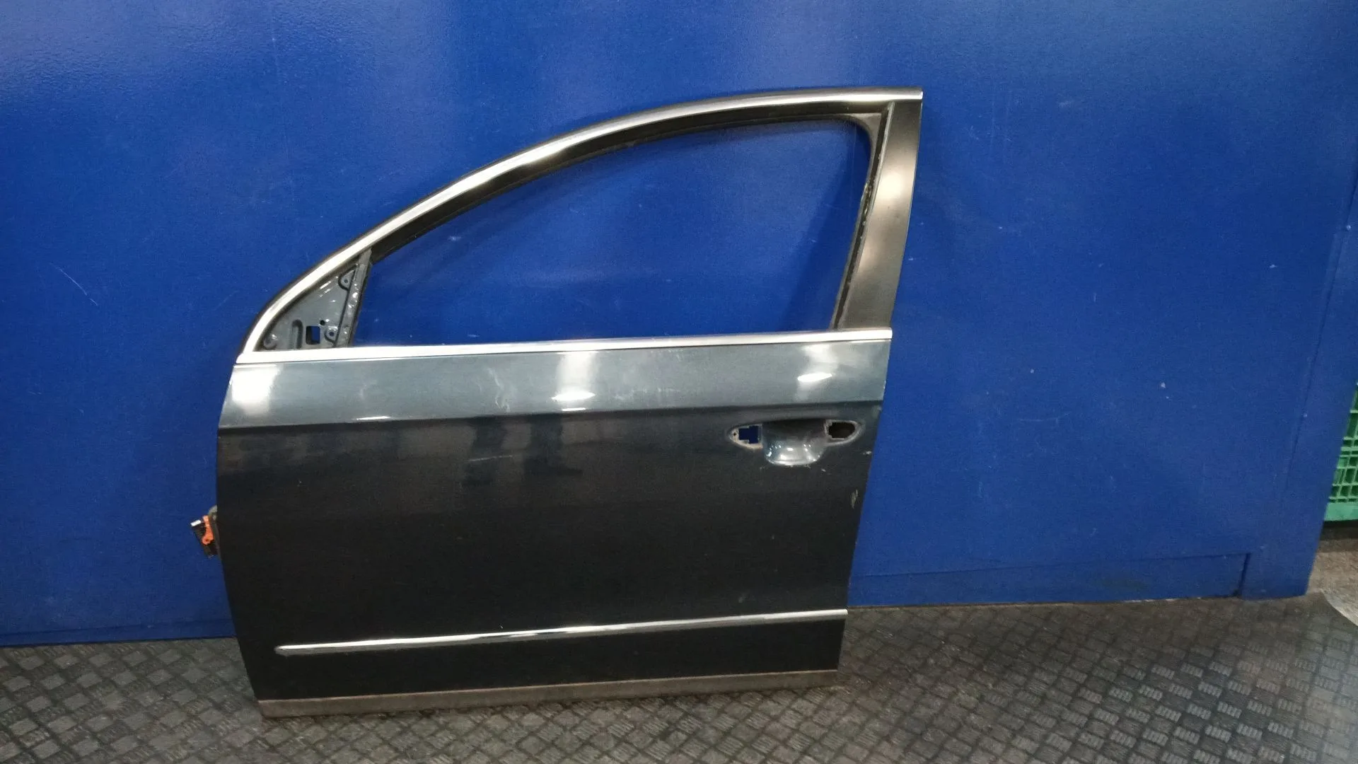 Puerta Delantera Izquierda para Volkswagen Passat Variant (3C5)
