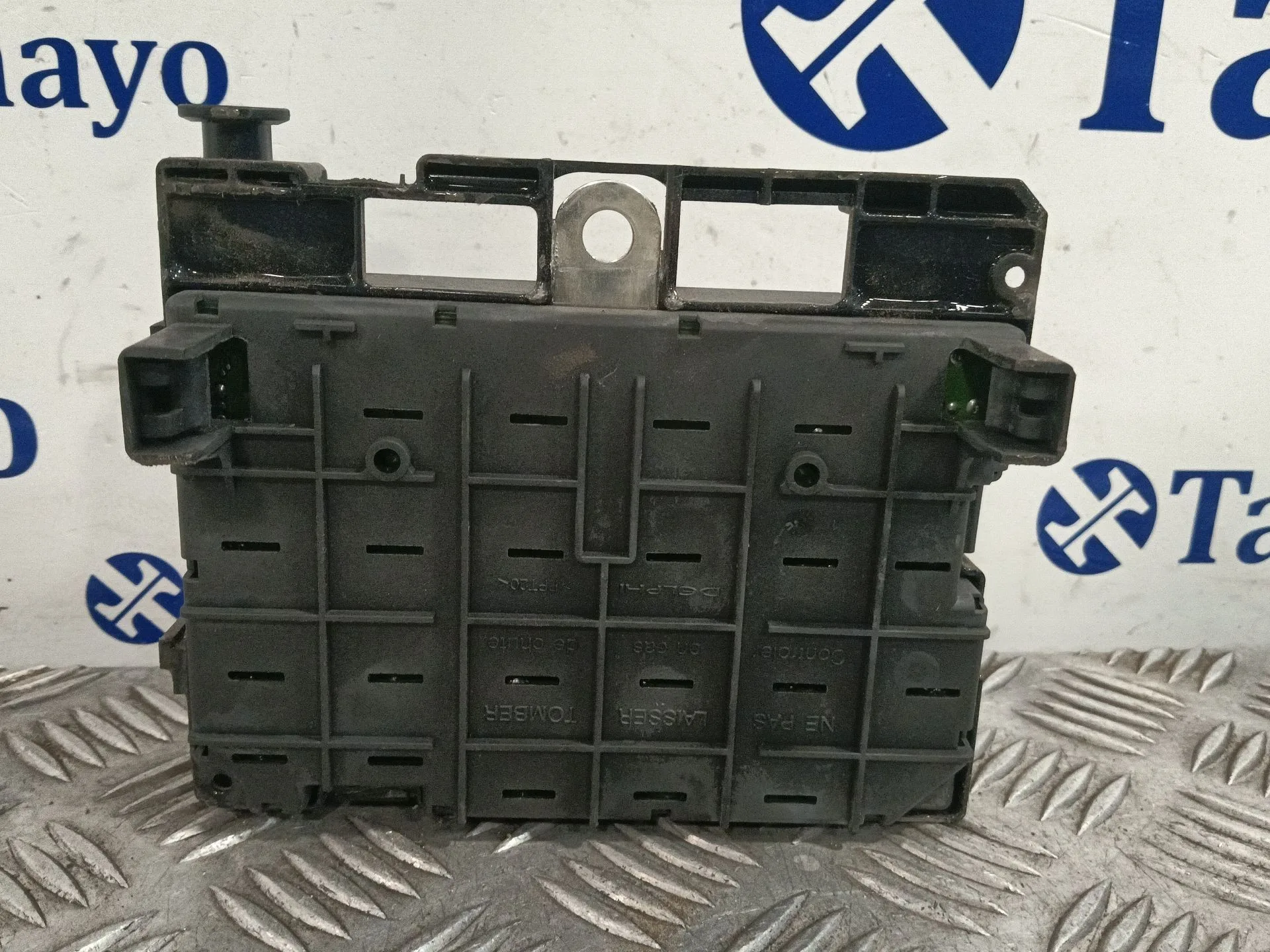 Caja Reles / Fusibles para Peugeot 307 Cc (3B)