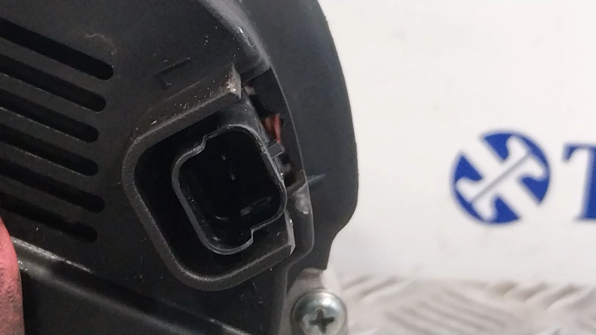 Alternador para Opel Vivaro A Autobus (X83)