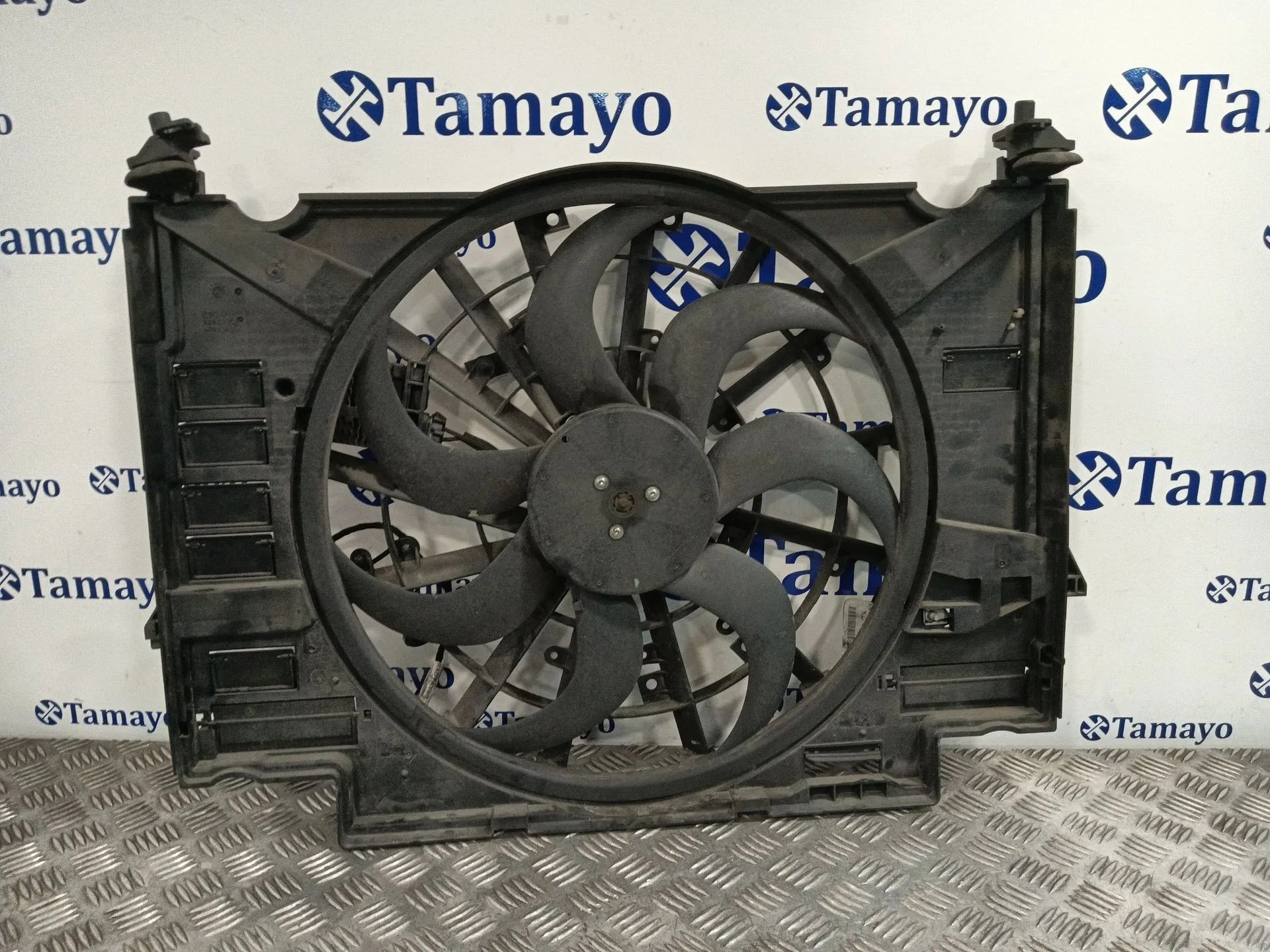 Electroventilador para Jaguar Xe (X760)