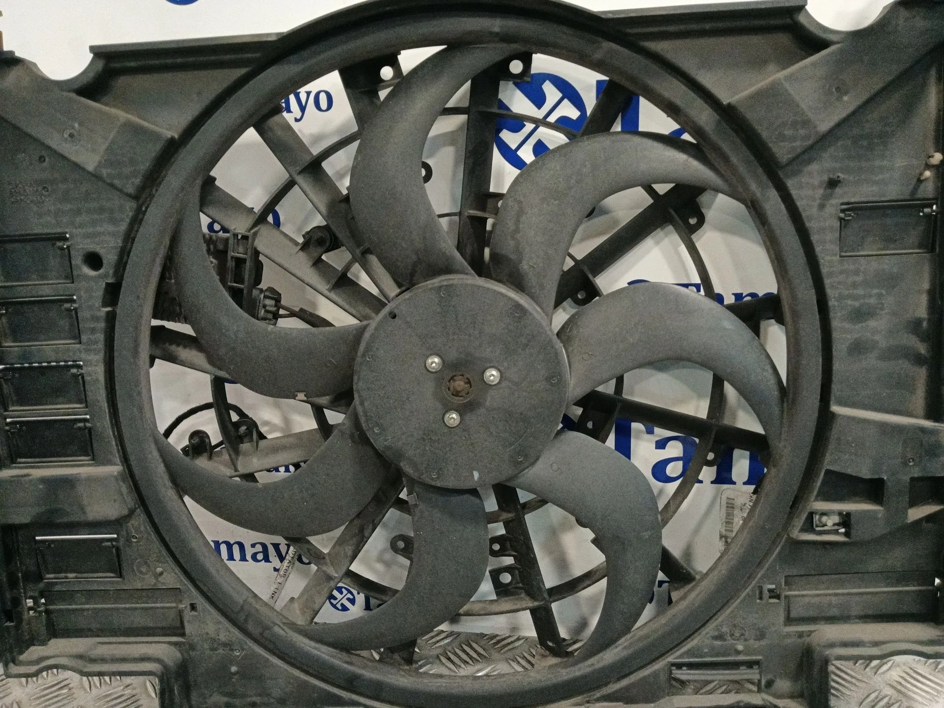Electroventilador para Jaguar Xe (X760)