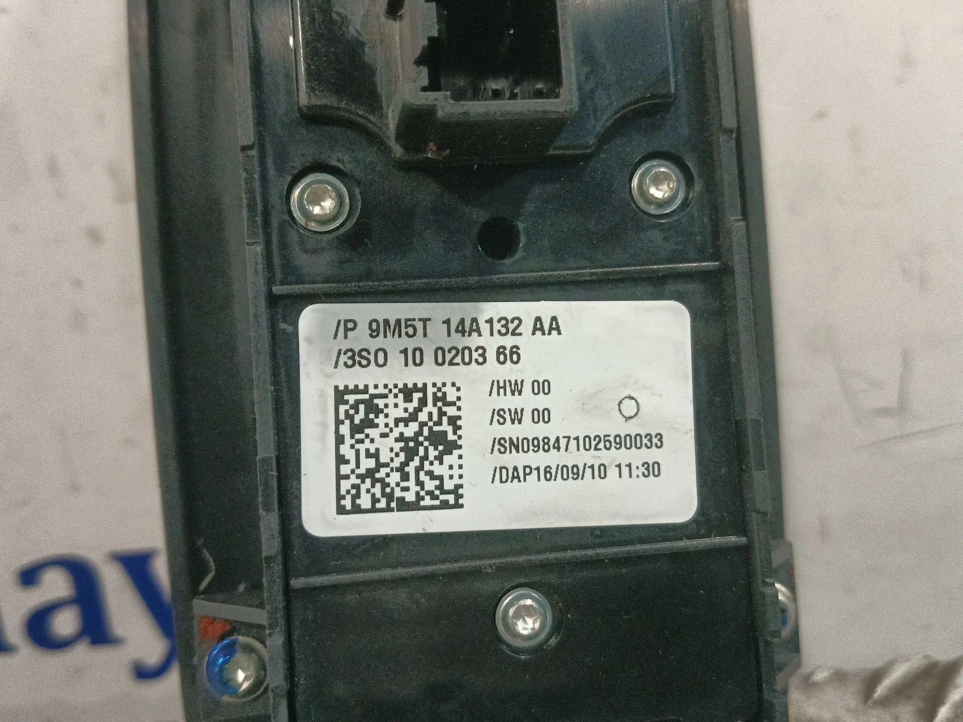 Mando Elevalunas Delantero Izquierdo para Ford Kuga I