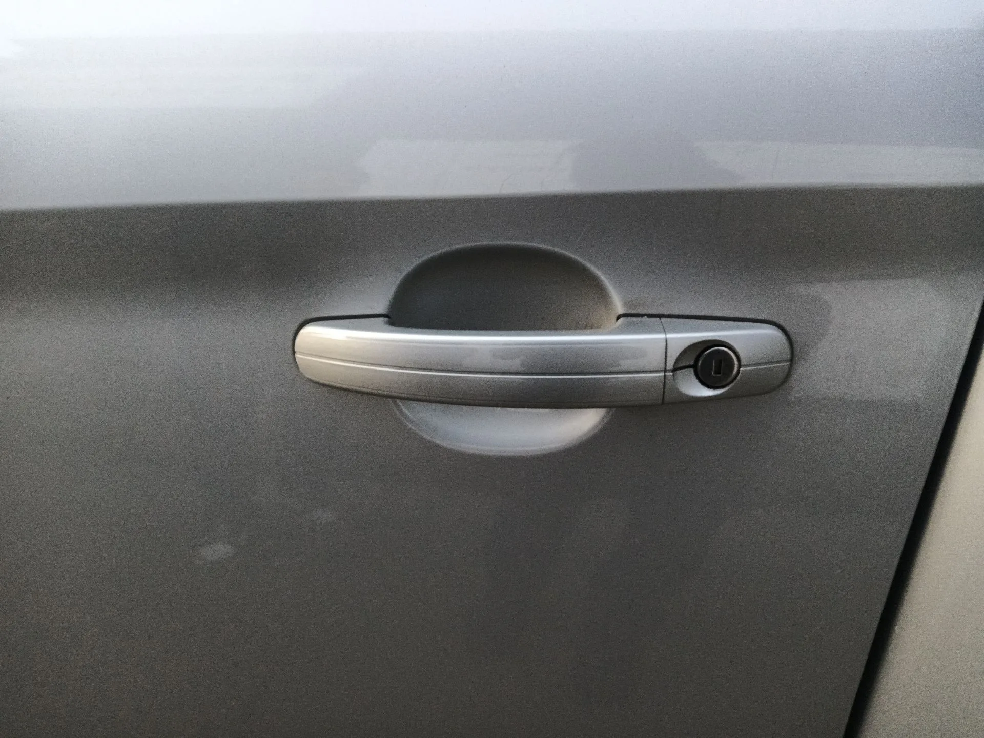 Maneta Exterior Delantera Izquierda para Ford Kuga I