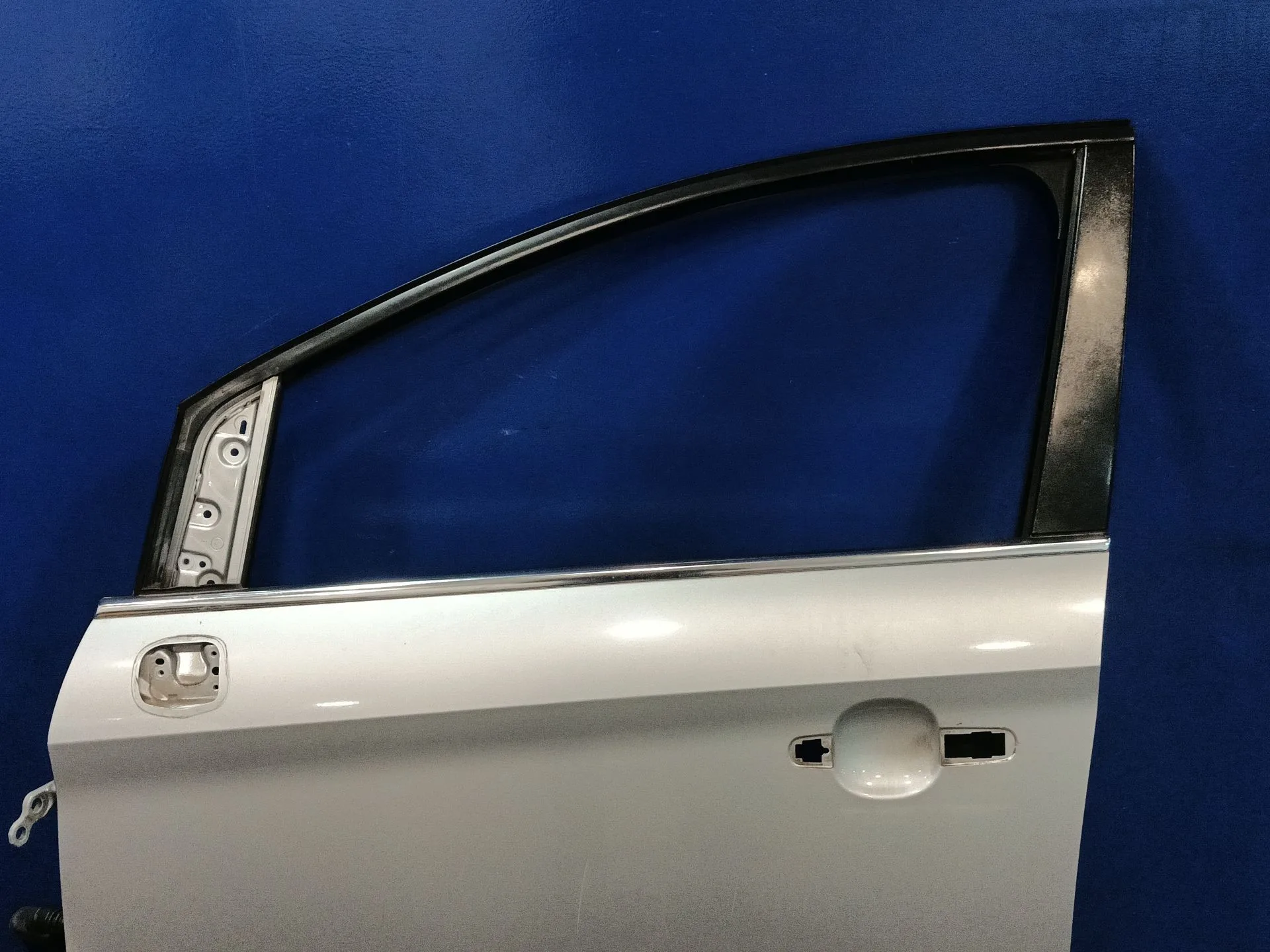 Puerta Delantera Izquierda para Ford Kuga I