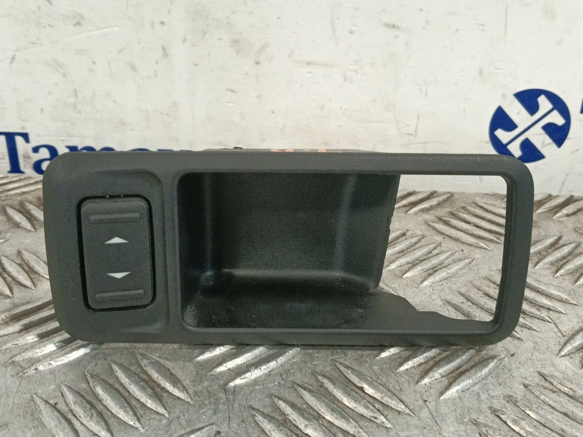 Mando Elevalunas Trasero Derecho para Ford Kuga I