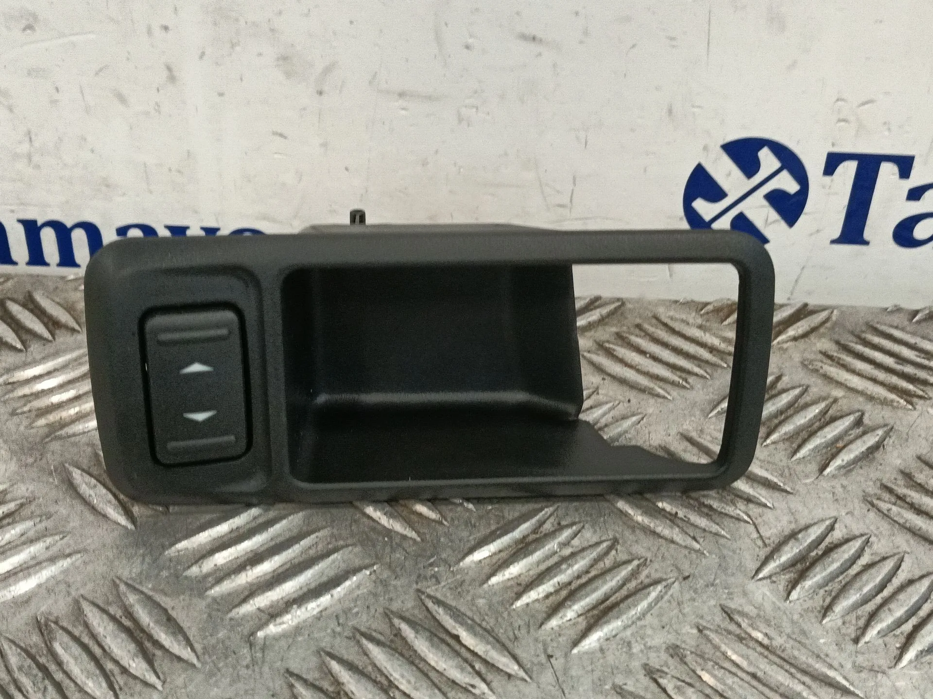Mando Elevalunas Trasero Izquierdo para Ford Kuga I