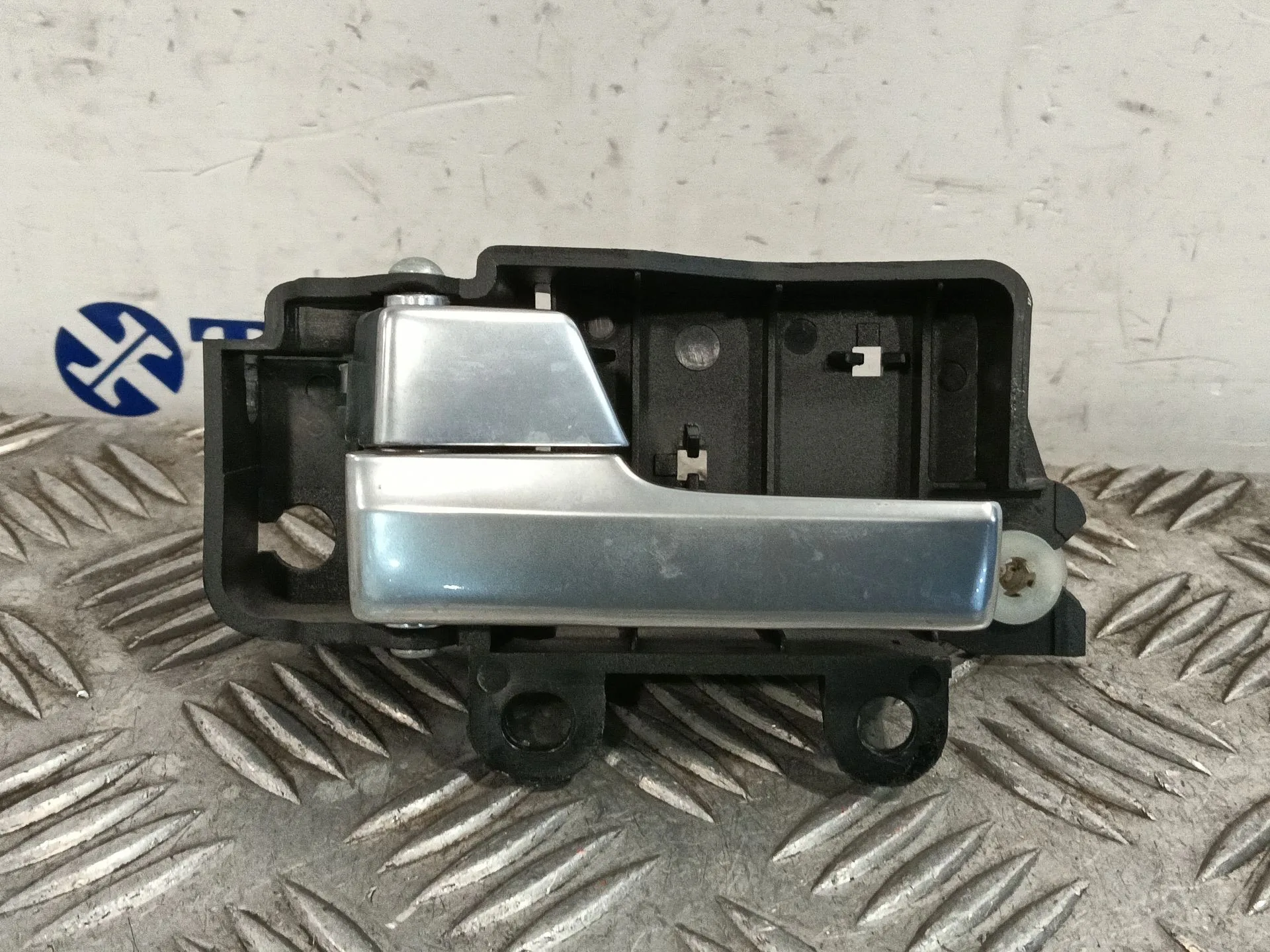 Maneta Interior Trasera Izquierda para Ford Kuga I