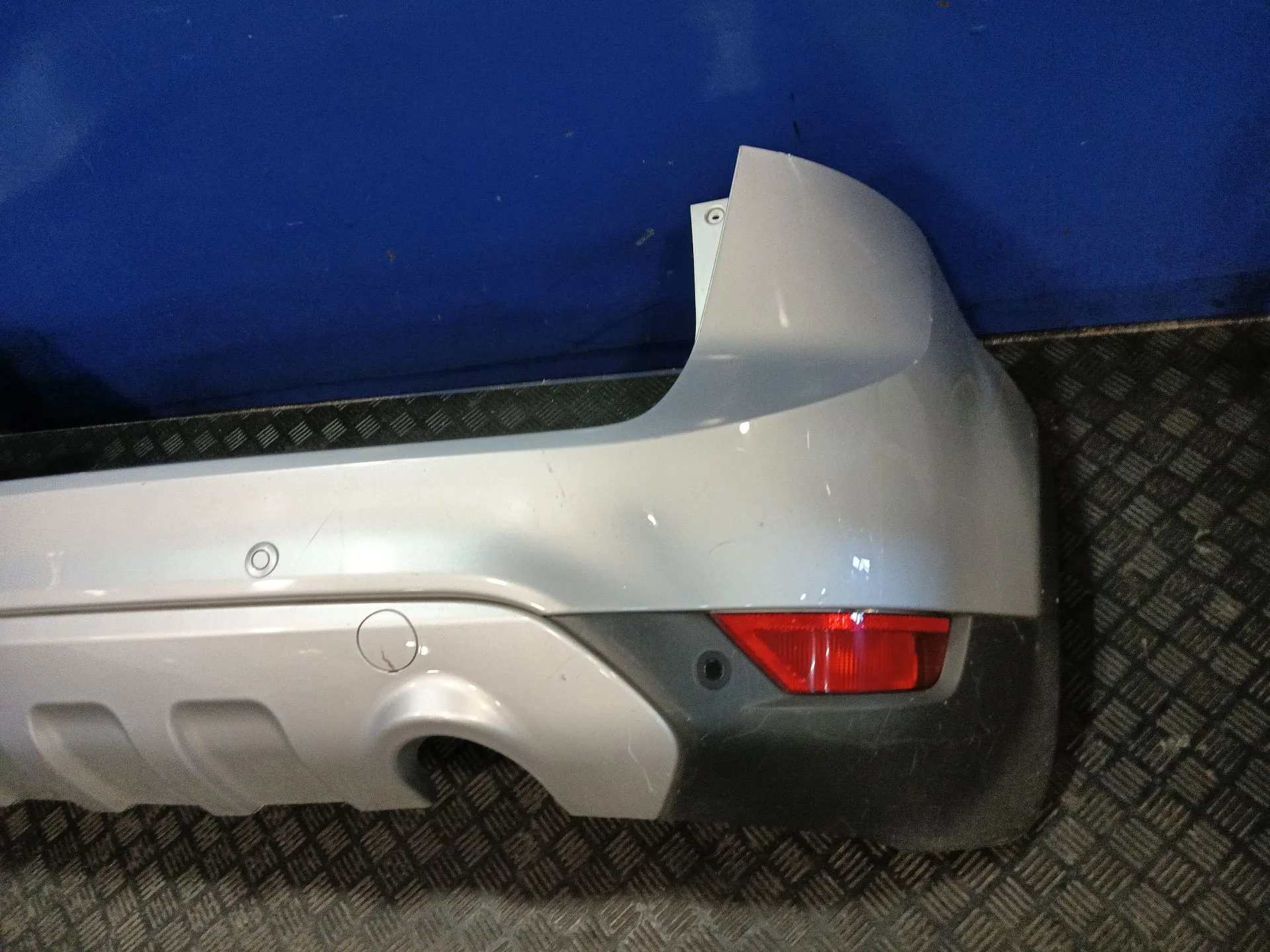 Paragolpes Trasero para Ford Kuga I