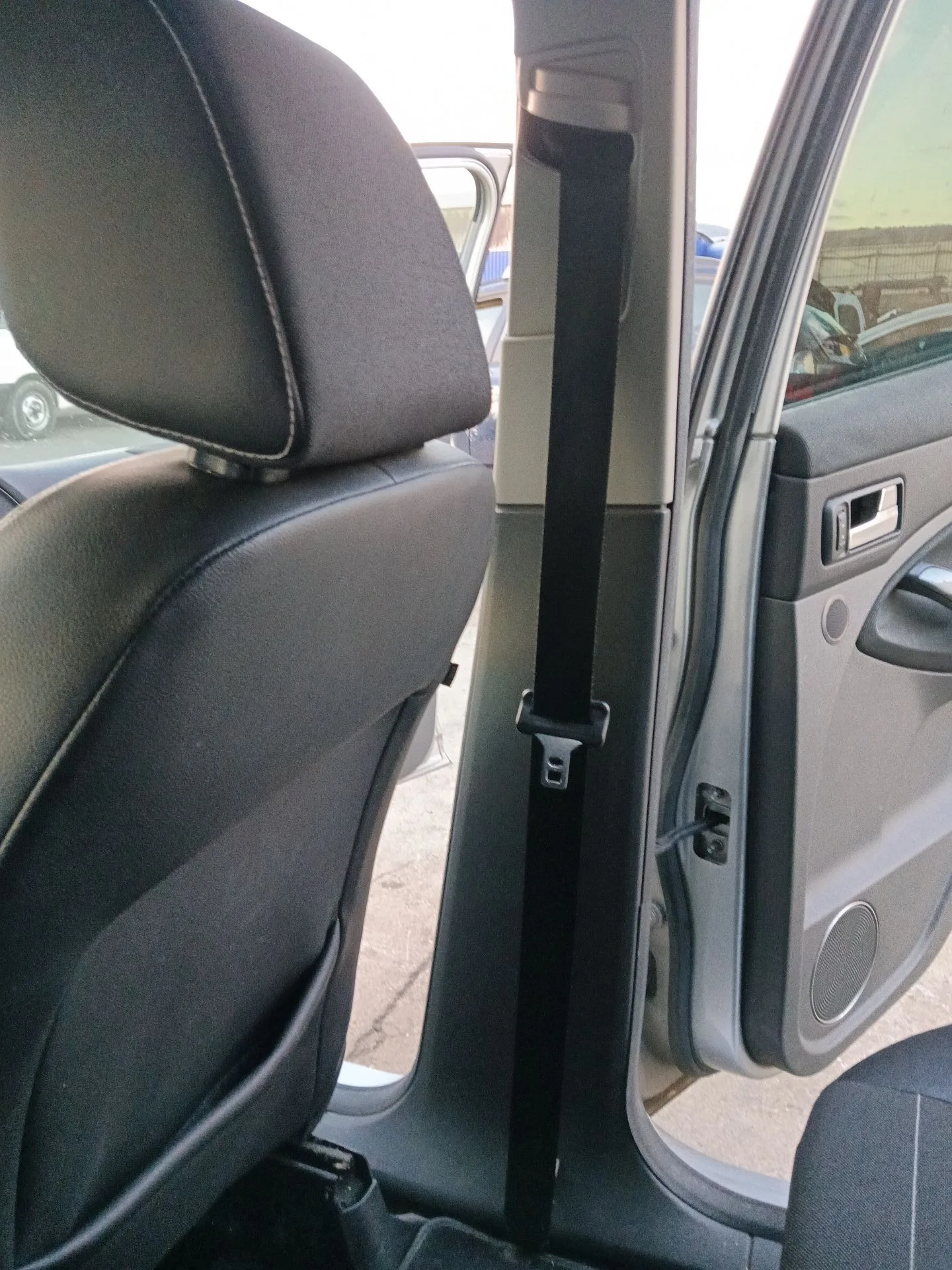 Cinturon Seguridad Delantero Derecho para Ford Kuga I
