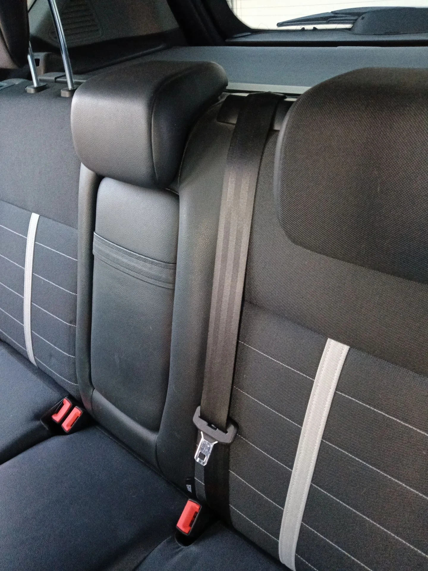 Cinturon Seguridad Trasero Central para Ford Kuga I