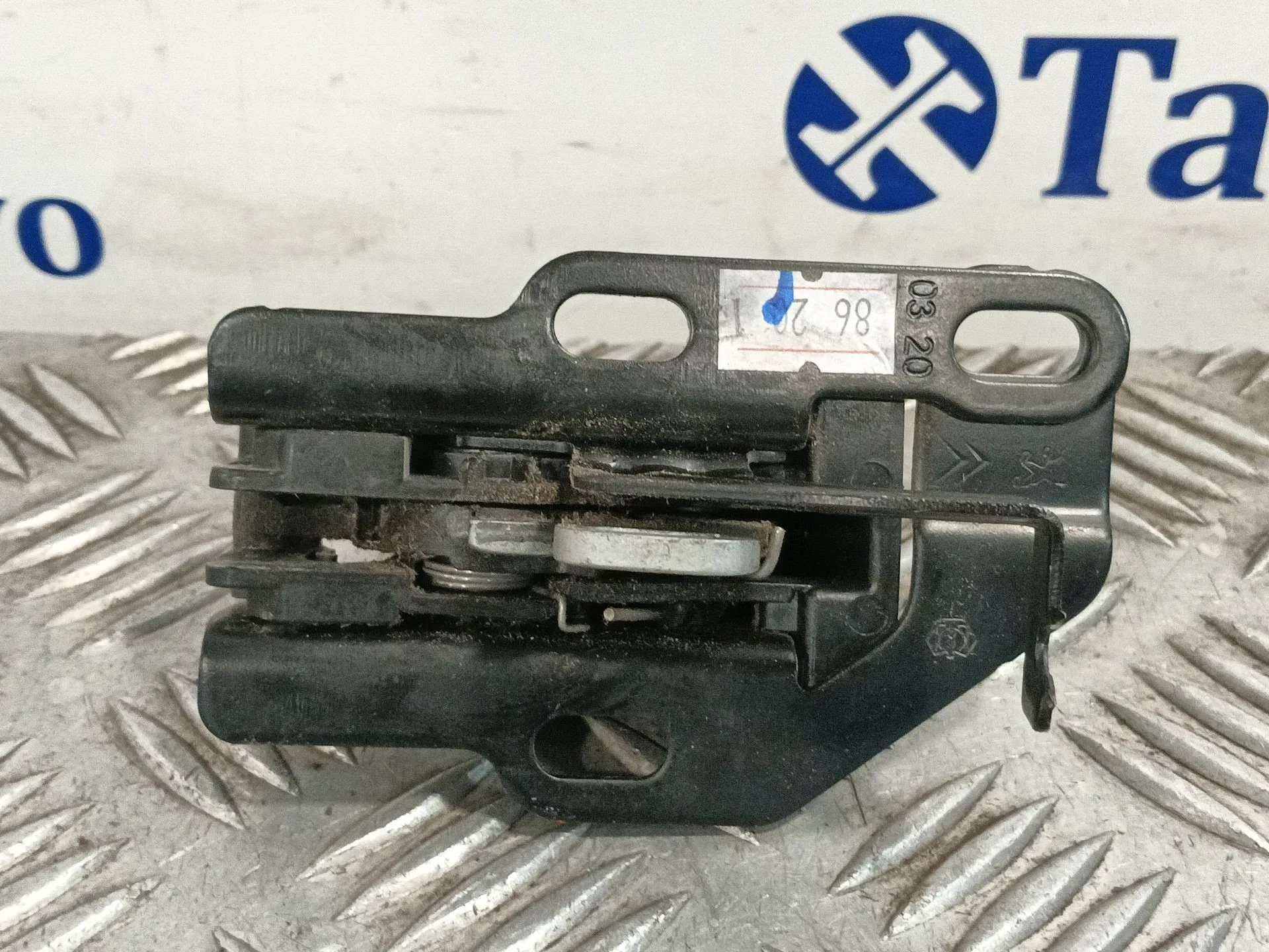 Cerradura Puerta Trasera Derecha para Opel Combo Furgoneta/Monovolumen (K9)