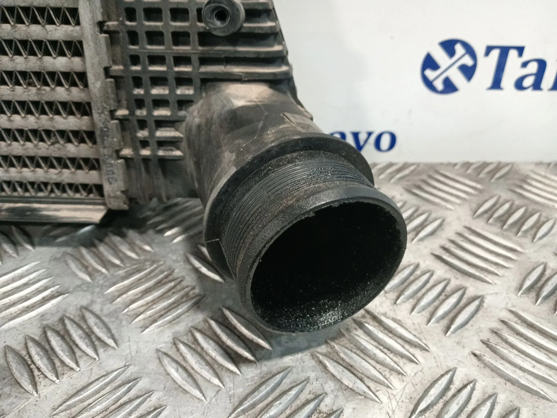 Intercooler para Volkswagen Golf Vi (5K1)