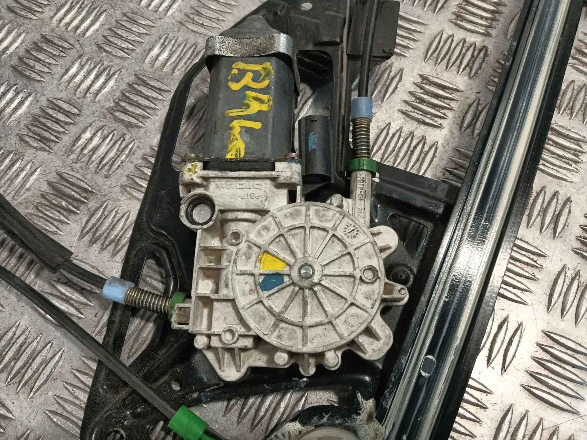 Elevalunas Delantero Izquierdo para Bmw Serie 7 (E38)