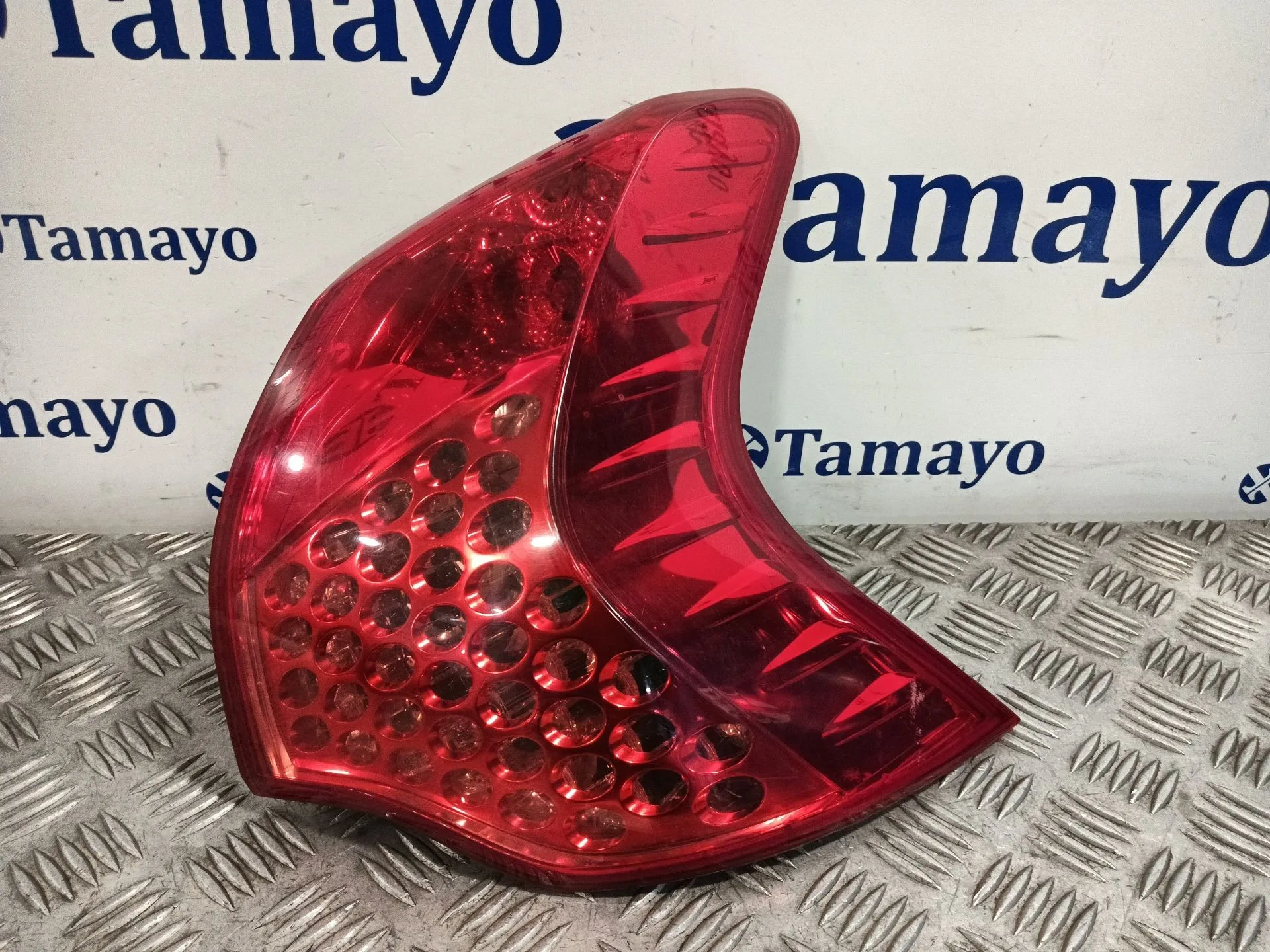 Piloto Trasero Derecho para Peugeot 3008 I Monospace (0U_)