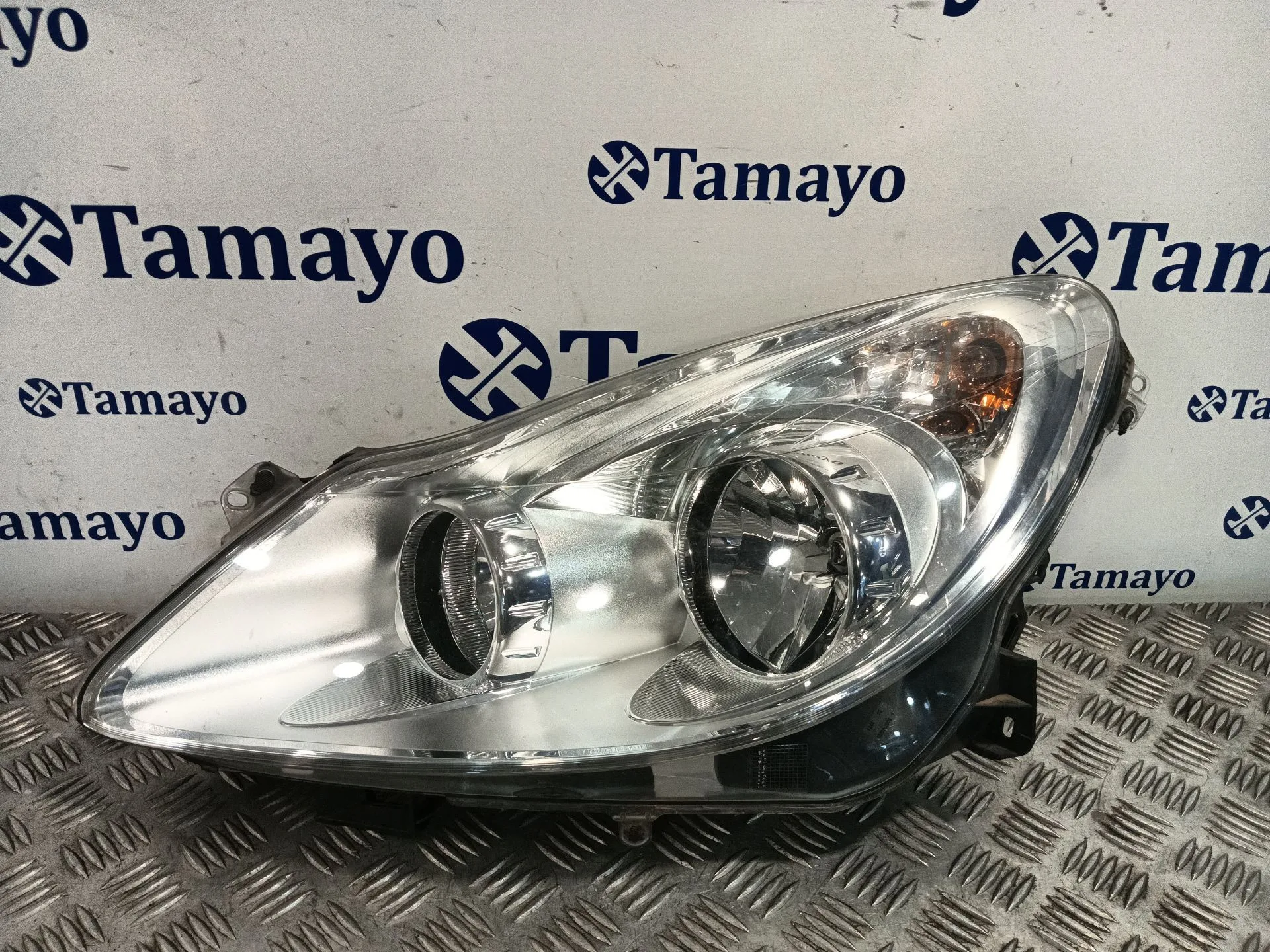 Faro Izquierdo para Opel Corsa D (S07)