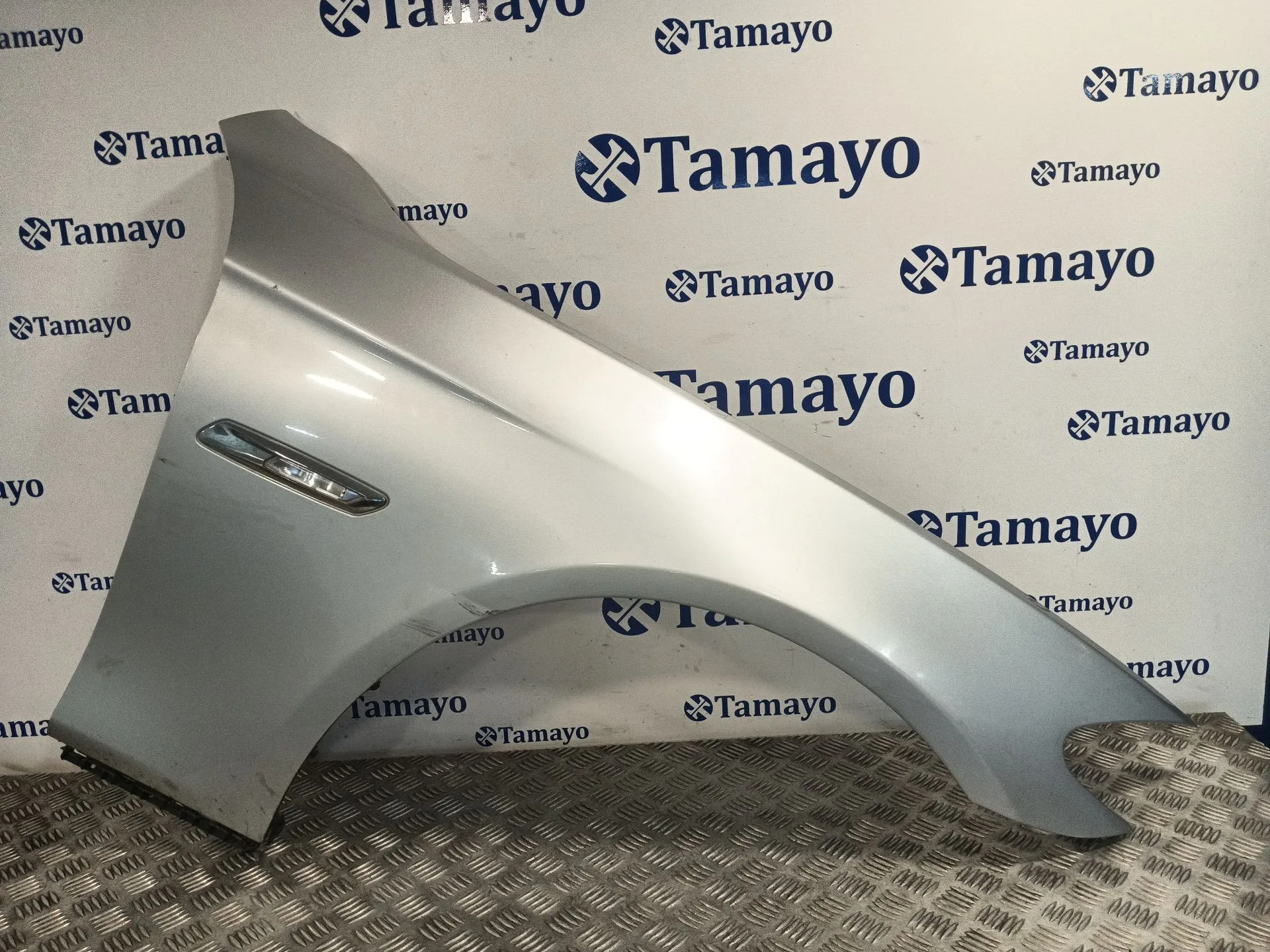 Aleta Delantera Derecha para Bmw 5 Touring (F11)
