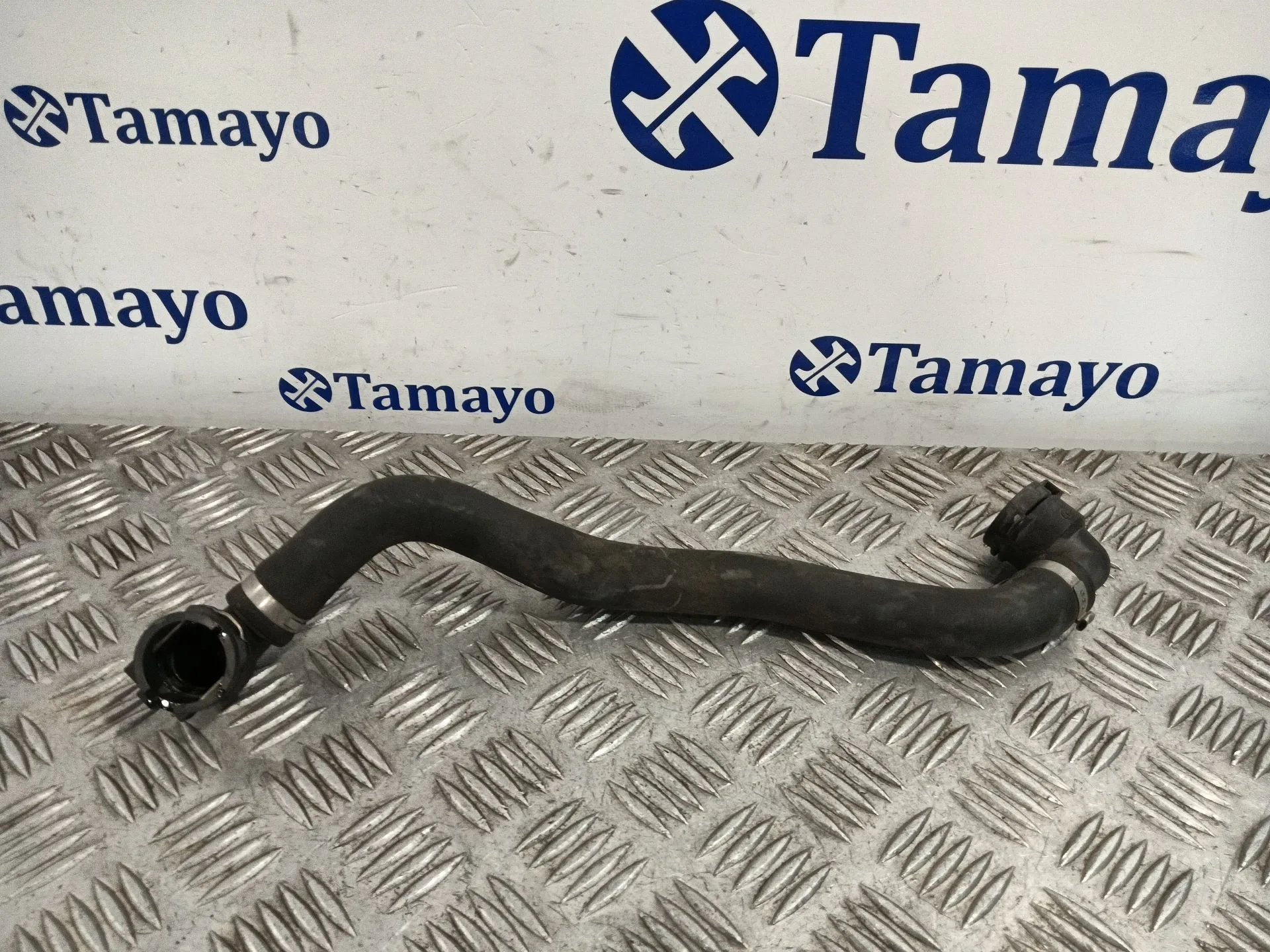 Tubo Agua para Jaguar Xe (X760)