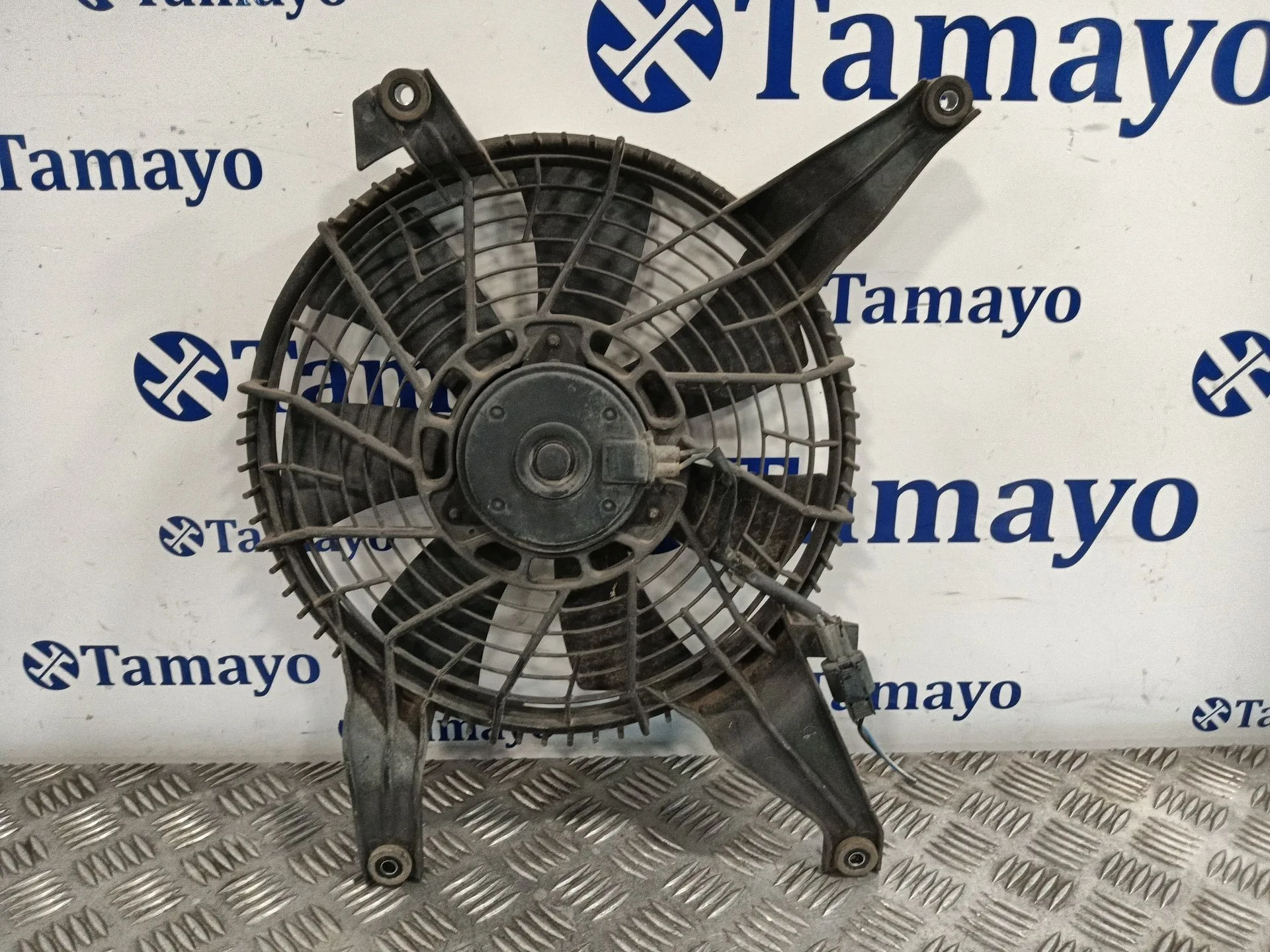 Electroventilador para Mitsubishi Montero (V60/V70)