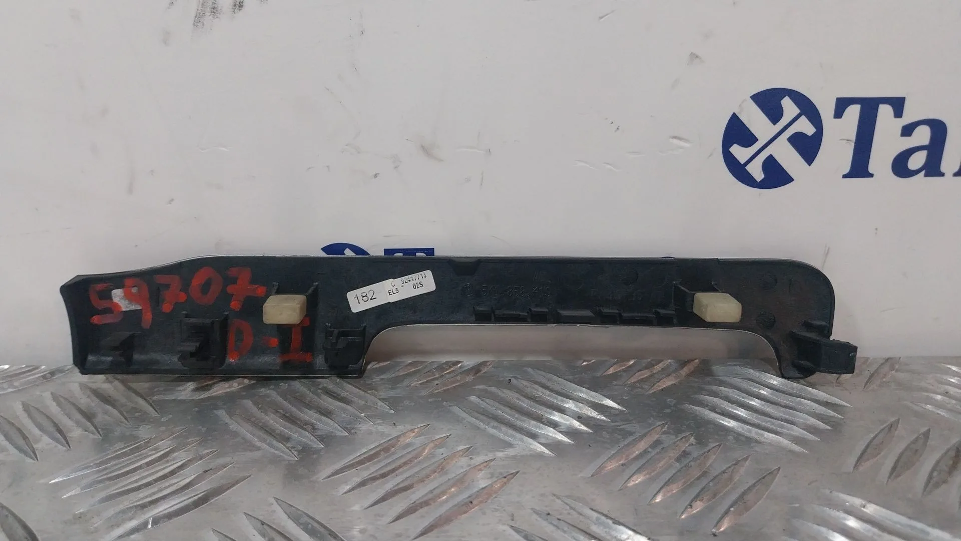 Moldura para Volkswagen Golf Vi (5K1)